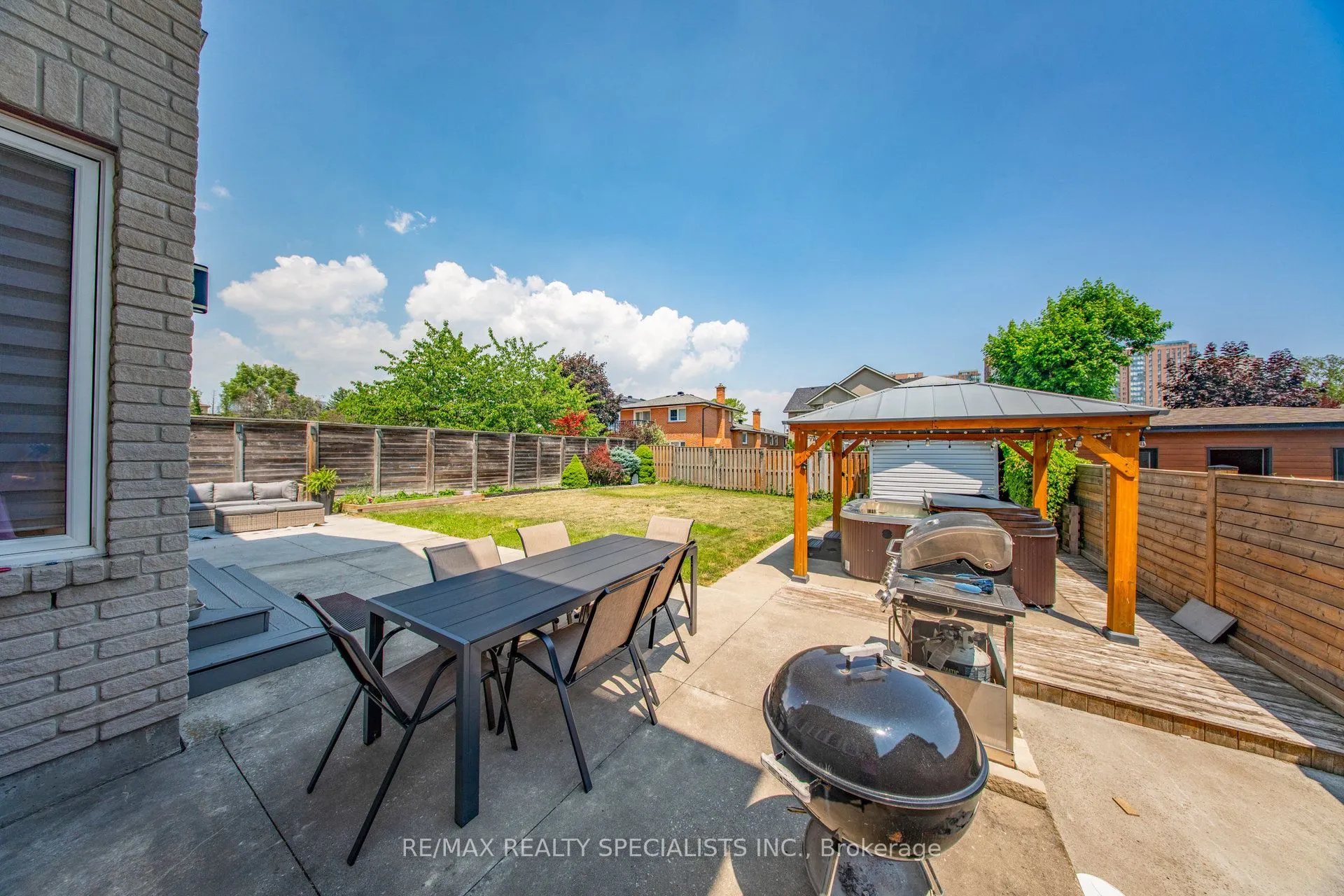 3205 Rolling Stone Court