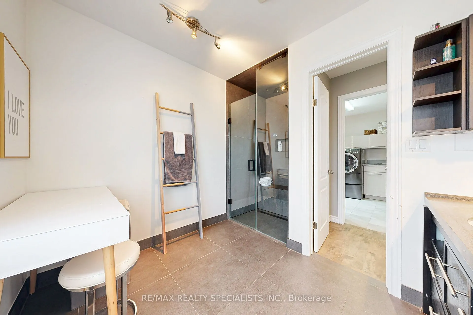3205 Rolling Stone Court