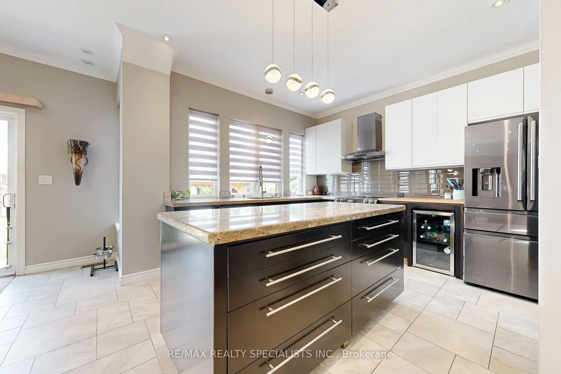3205 Rolling Stone Court