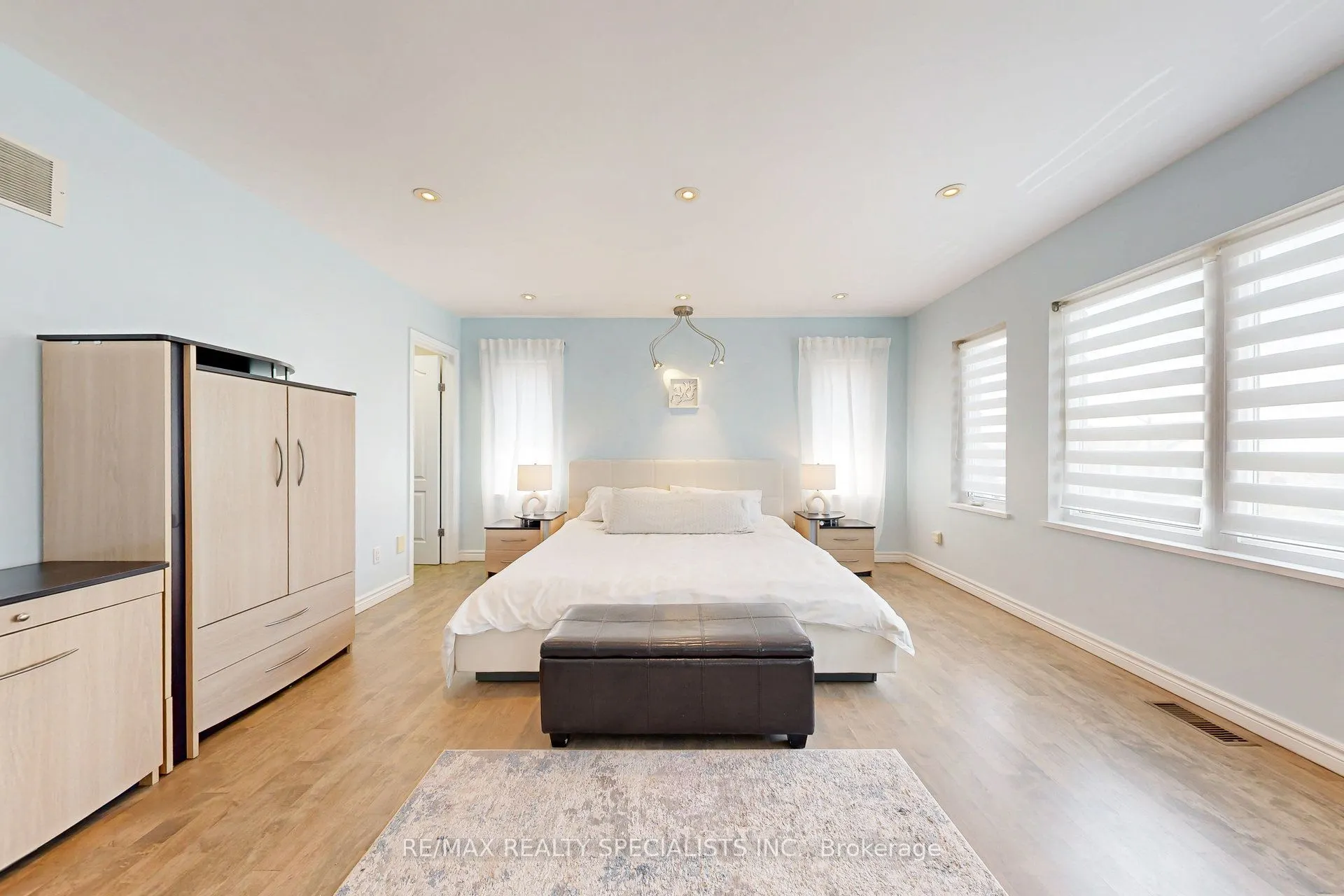 3205 Rolling Stone Court