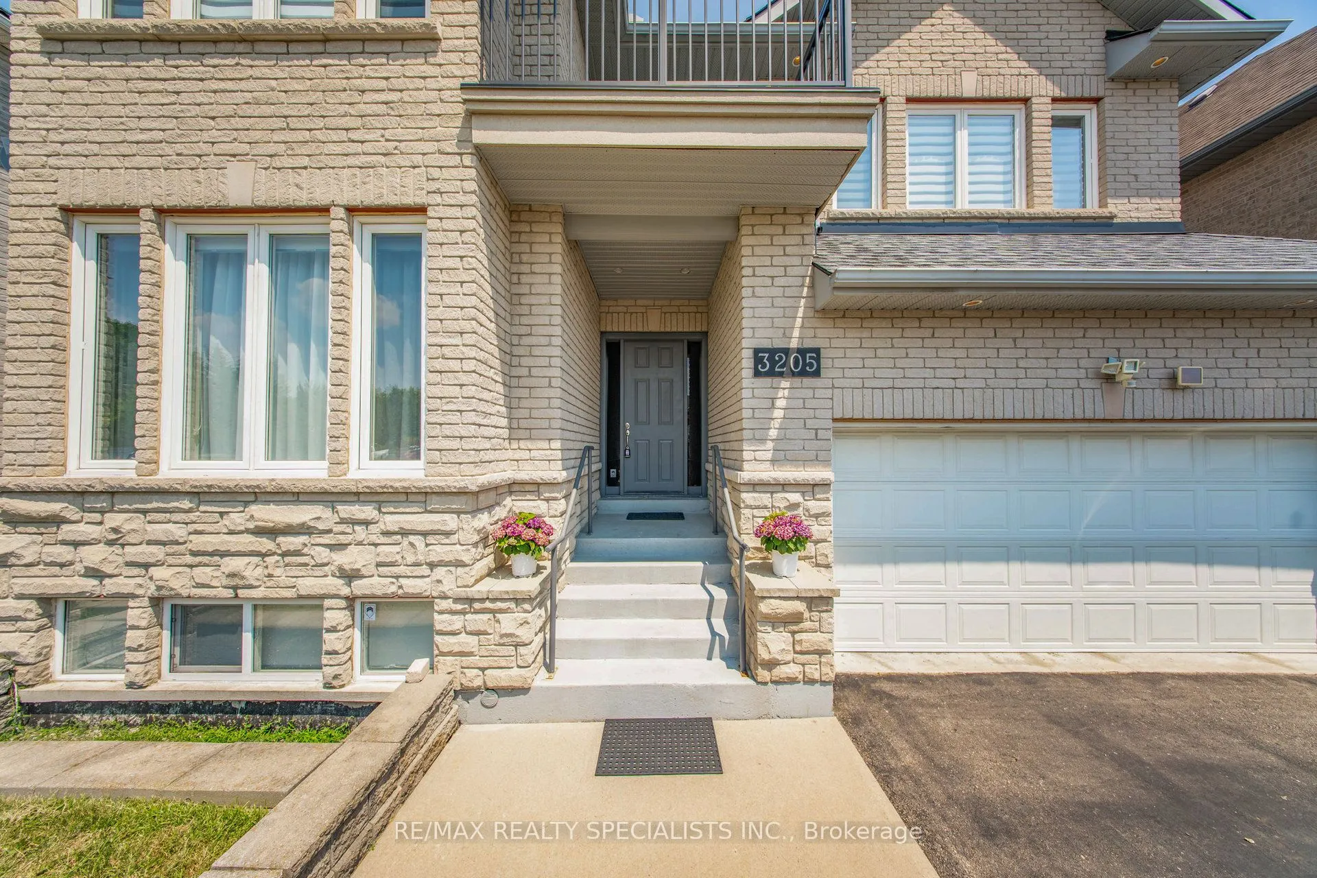3205 Rolling Stone Court