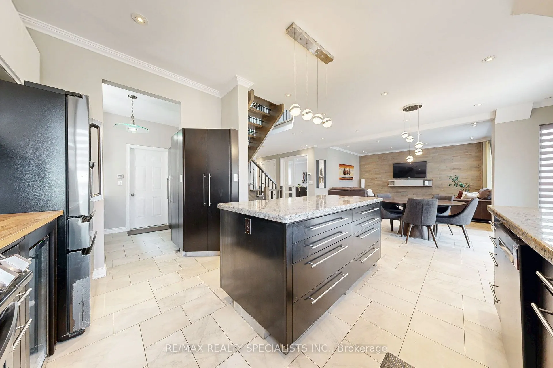 3205 Rolling Stone Court