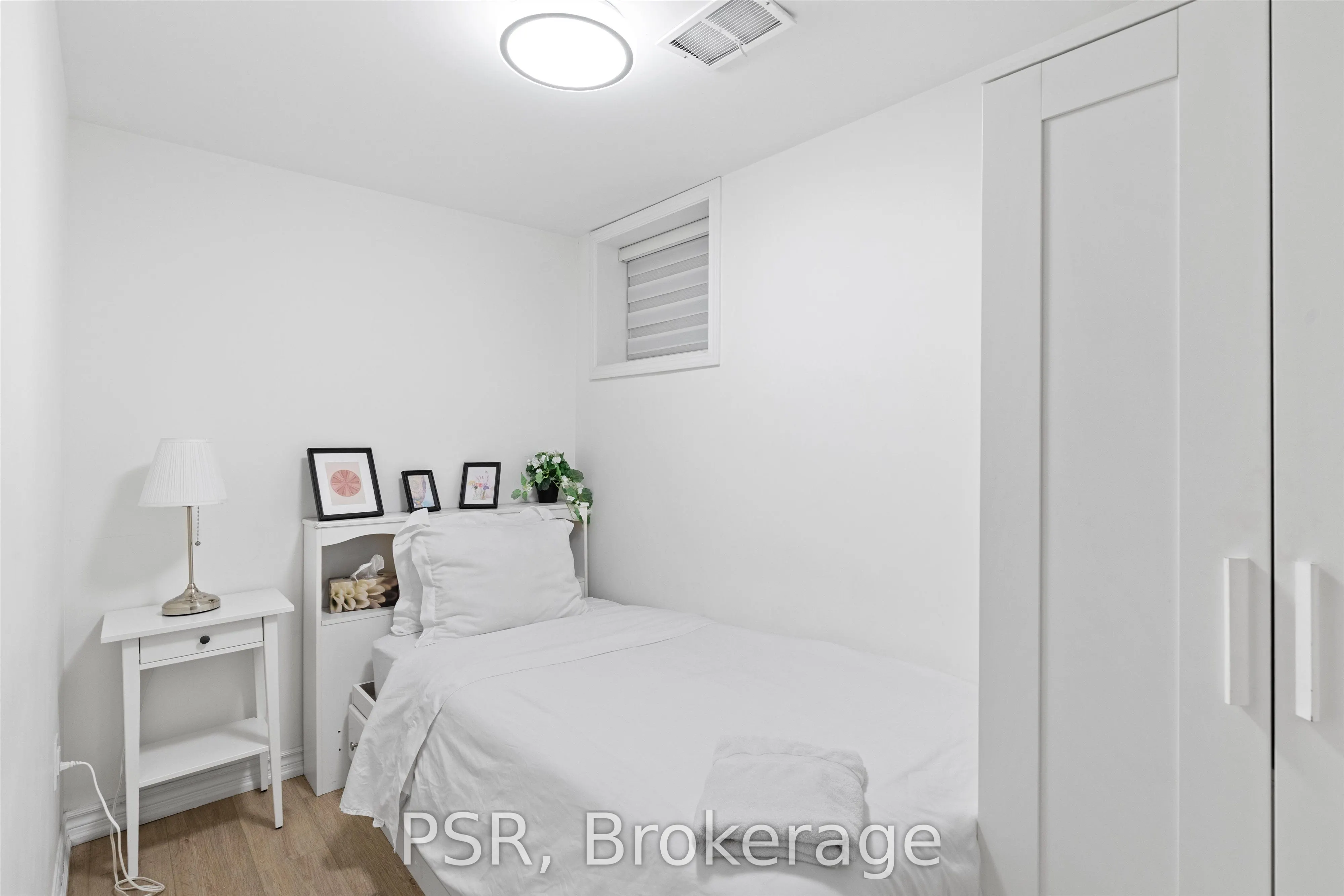 332 Kennedy Avenue, #Lower