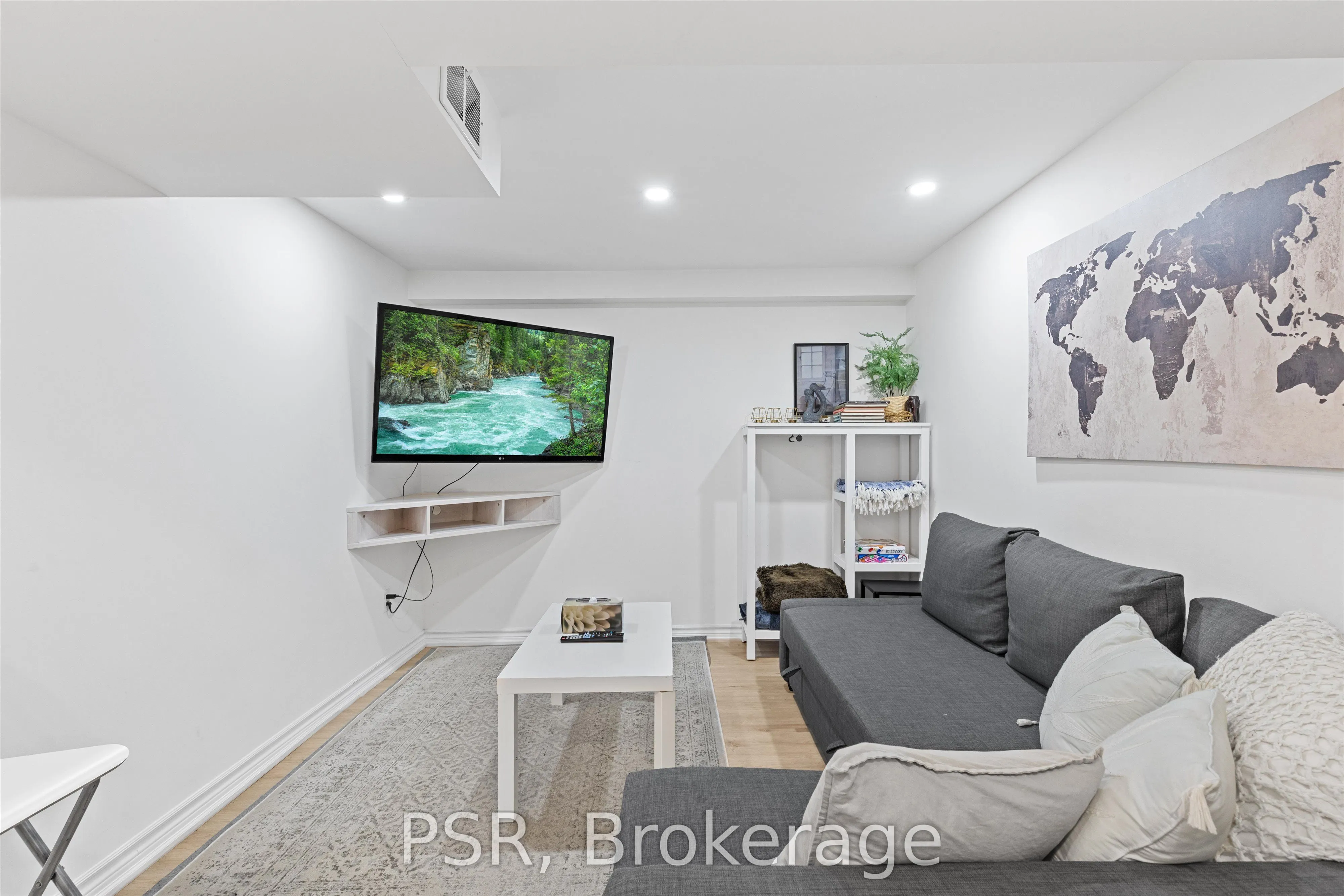 332 Kennedy Avenue, #Lower