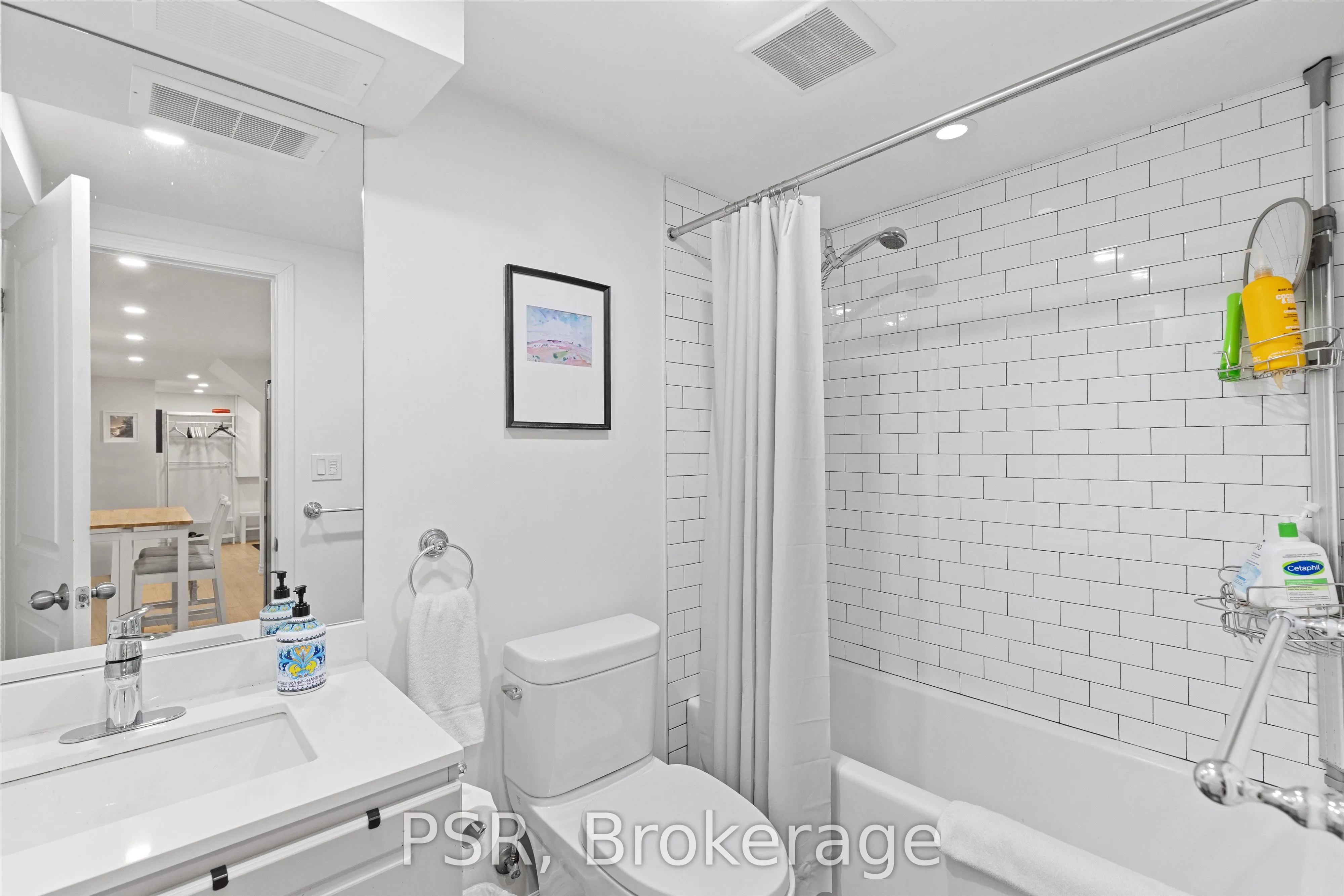 332 Kennedy Avenue, #Lower