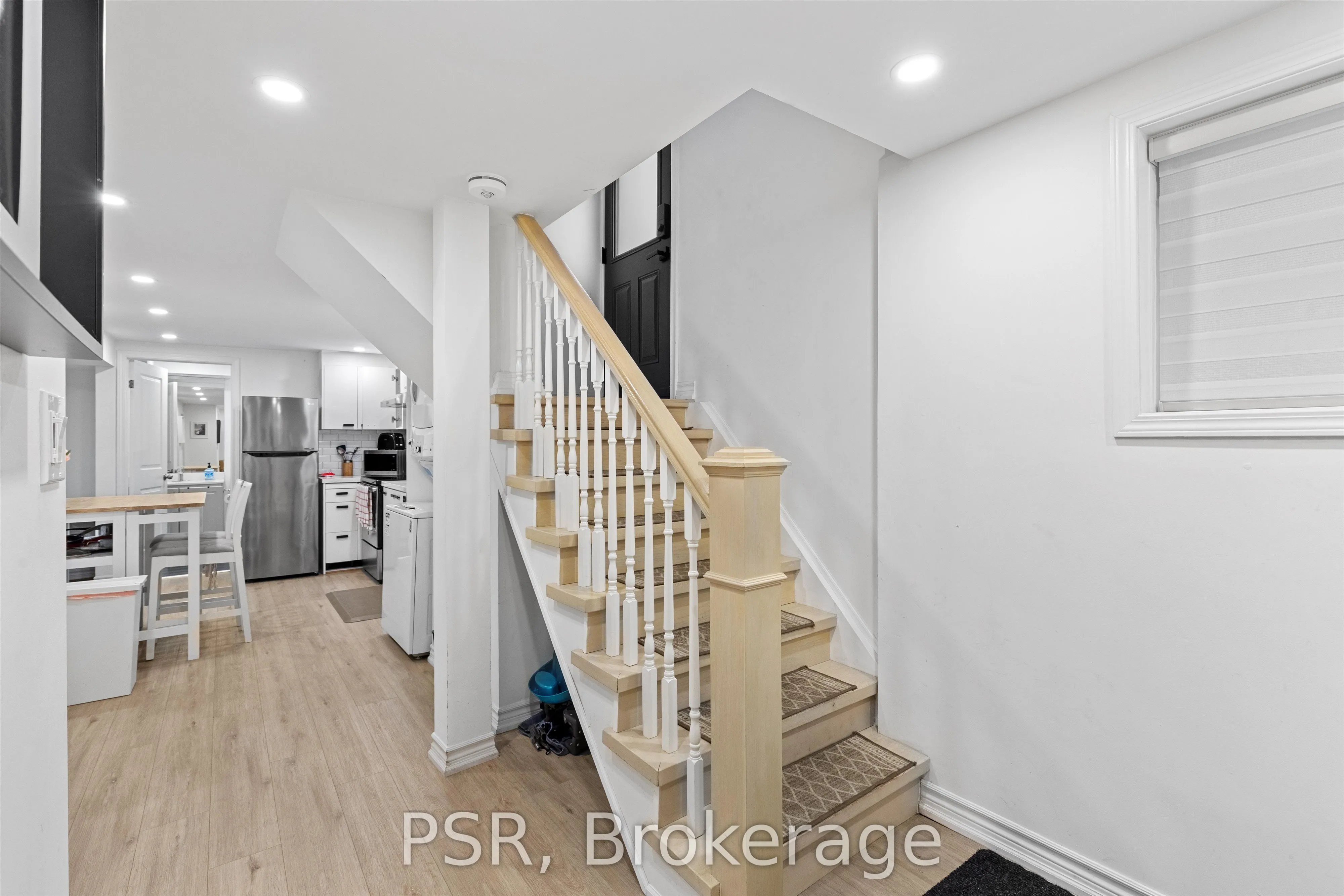 332 Kennedy Avenue, #Lower