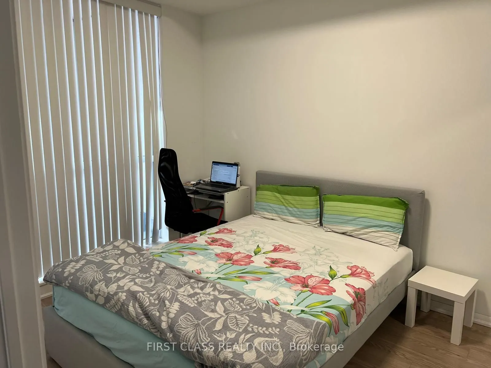 830 Lawrence Avenue W, #811