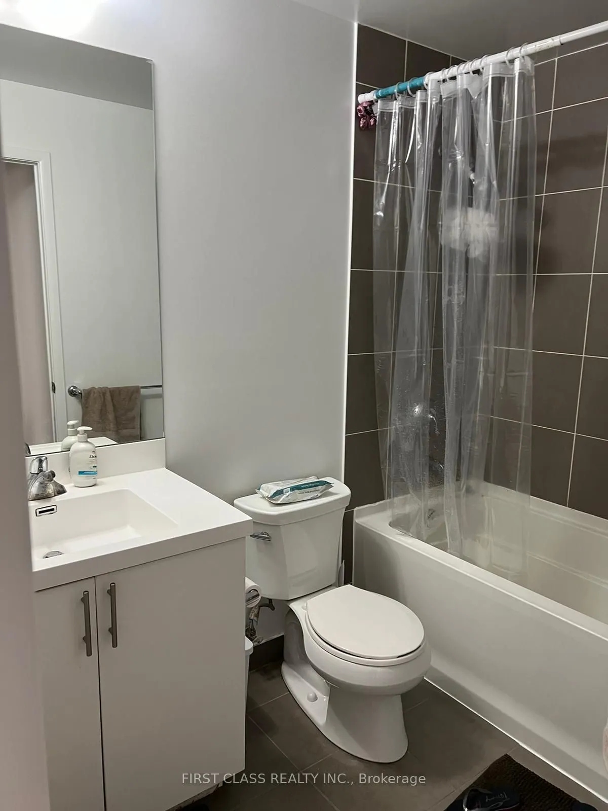 830 Lawrence Avenue W, #811