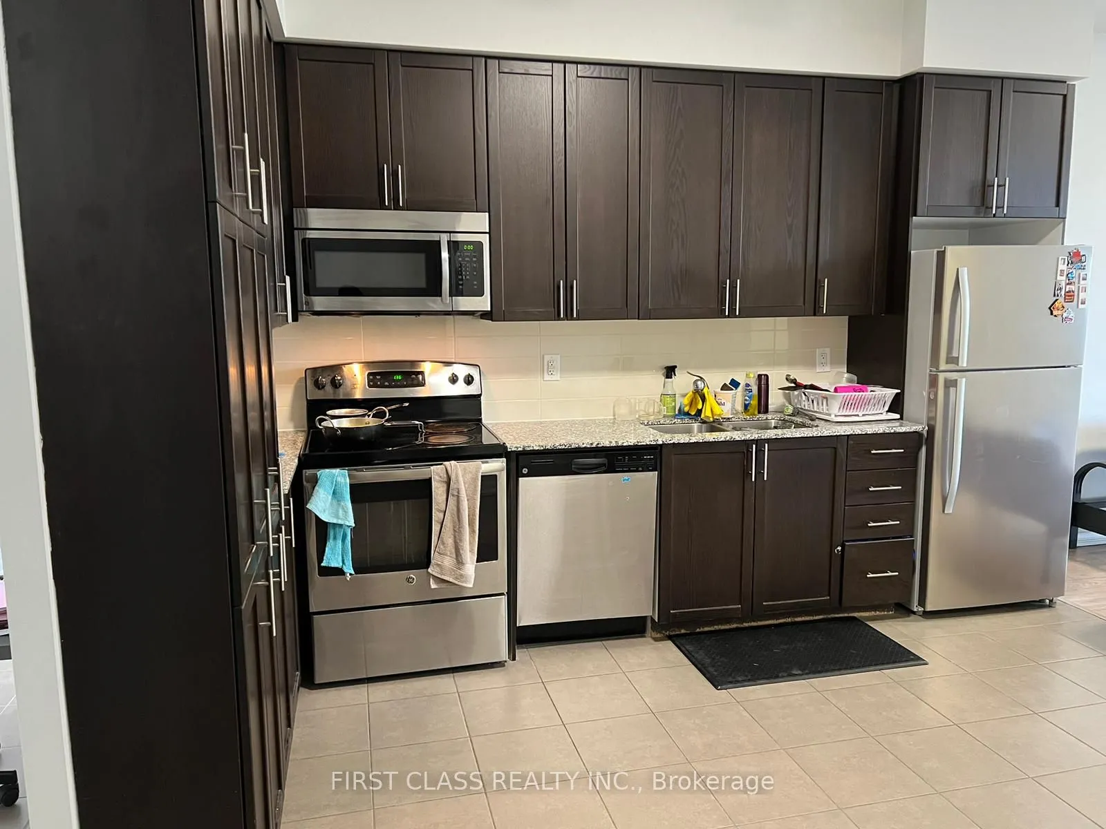 830 Lawrence Avenue W, #811