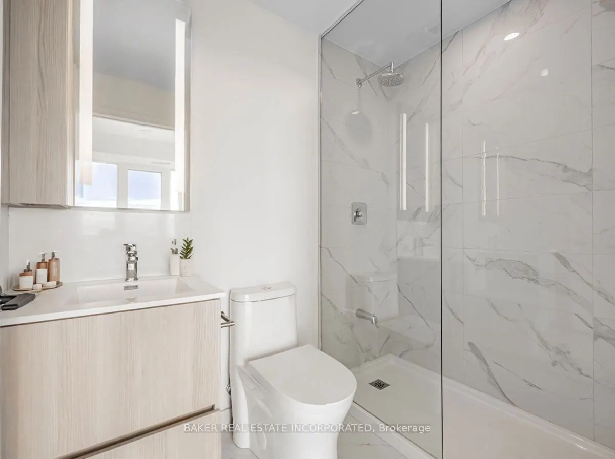 220 Missinnihe Way, #808
