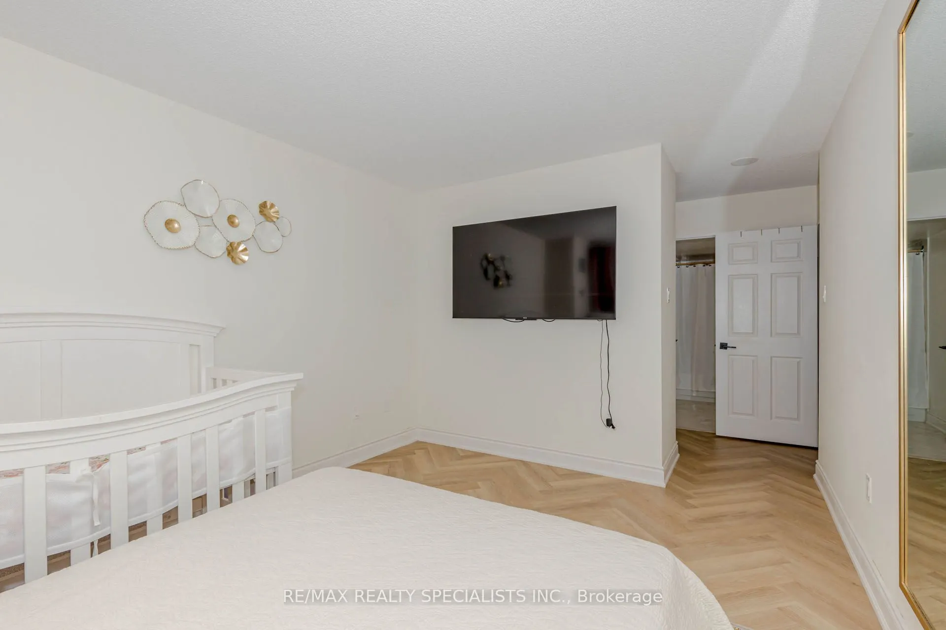 2177 Burnhamthorpe Road W, #1102