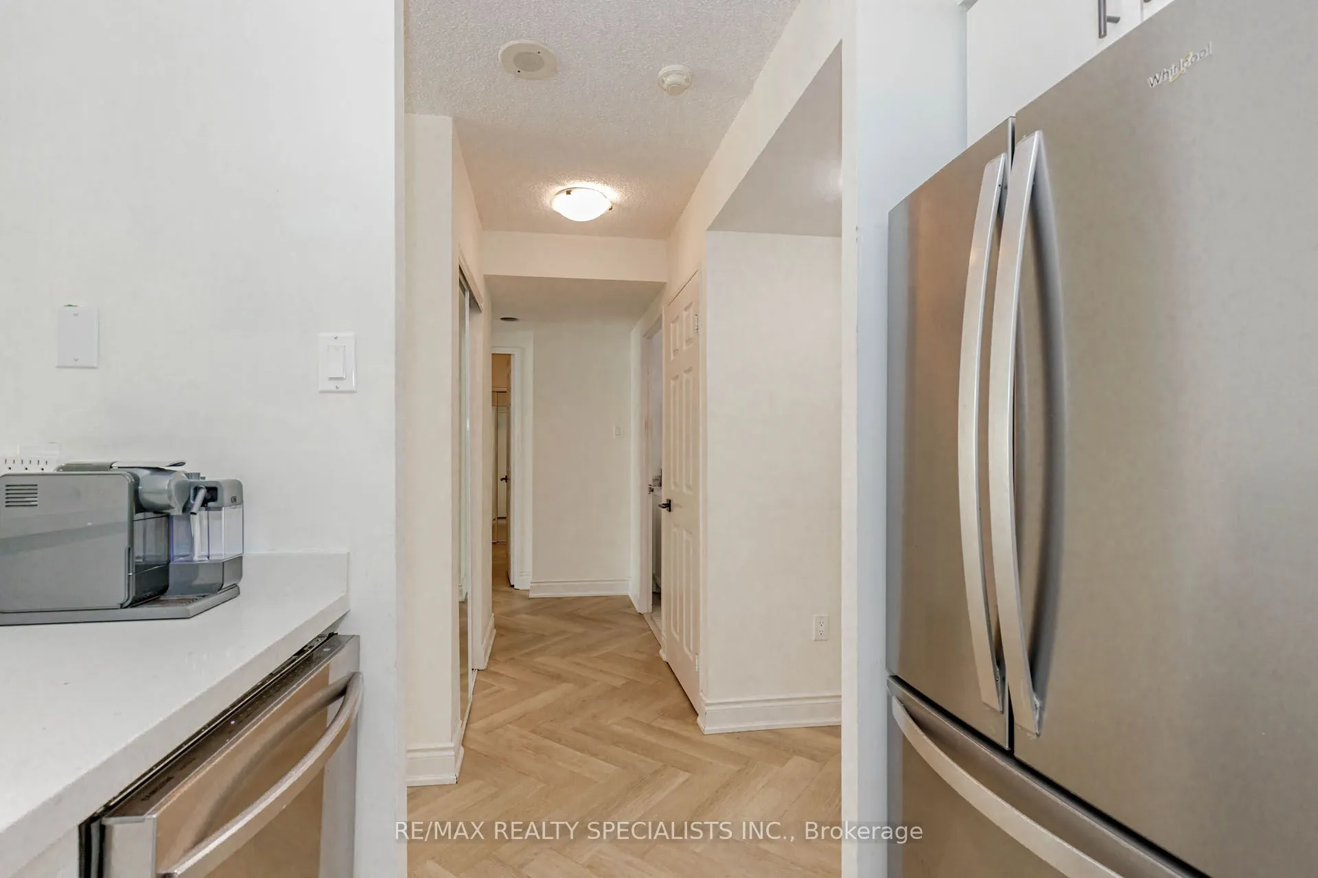 2177 Burnhamthorpe Road W, #1102