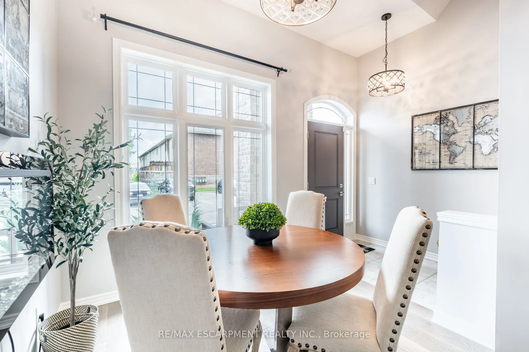 5056 New Street, #15