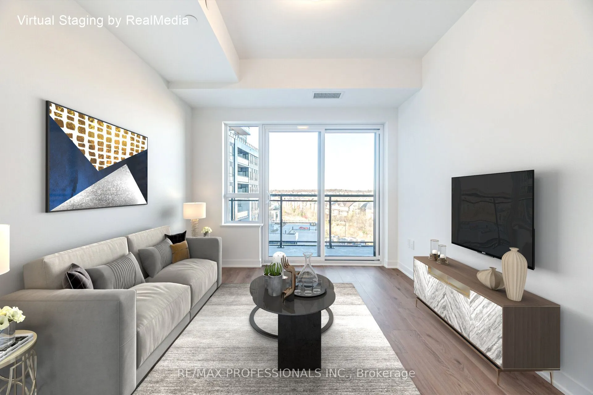 395 Dundas Street W, #603
