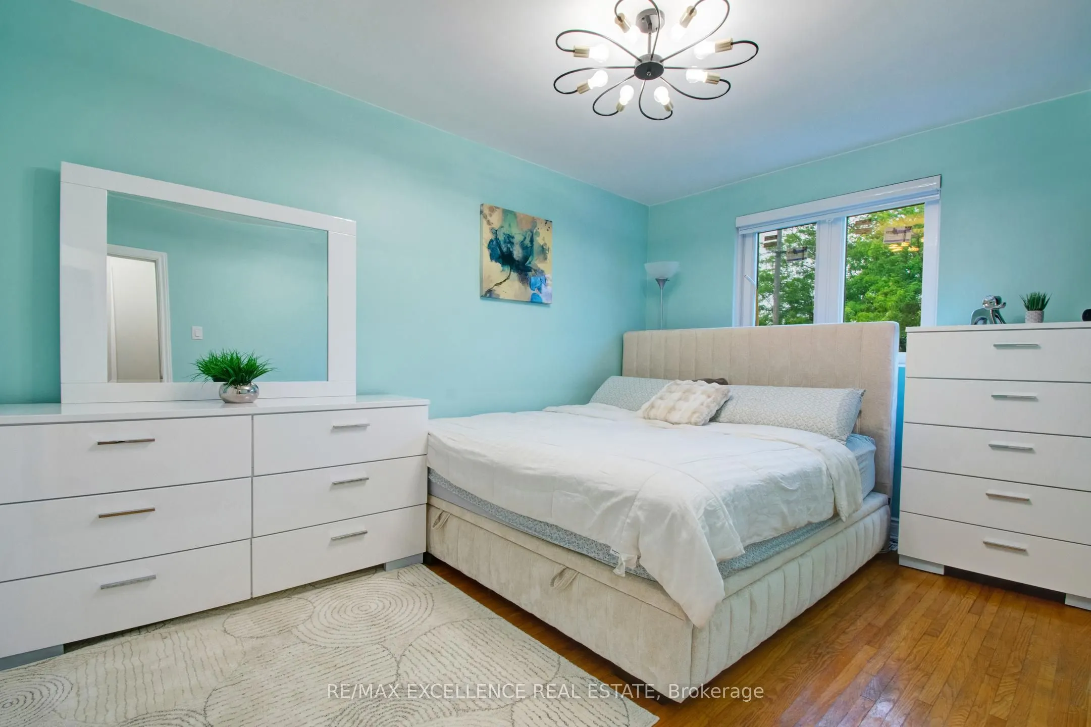 3047 Merritt Avenue