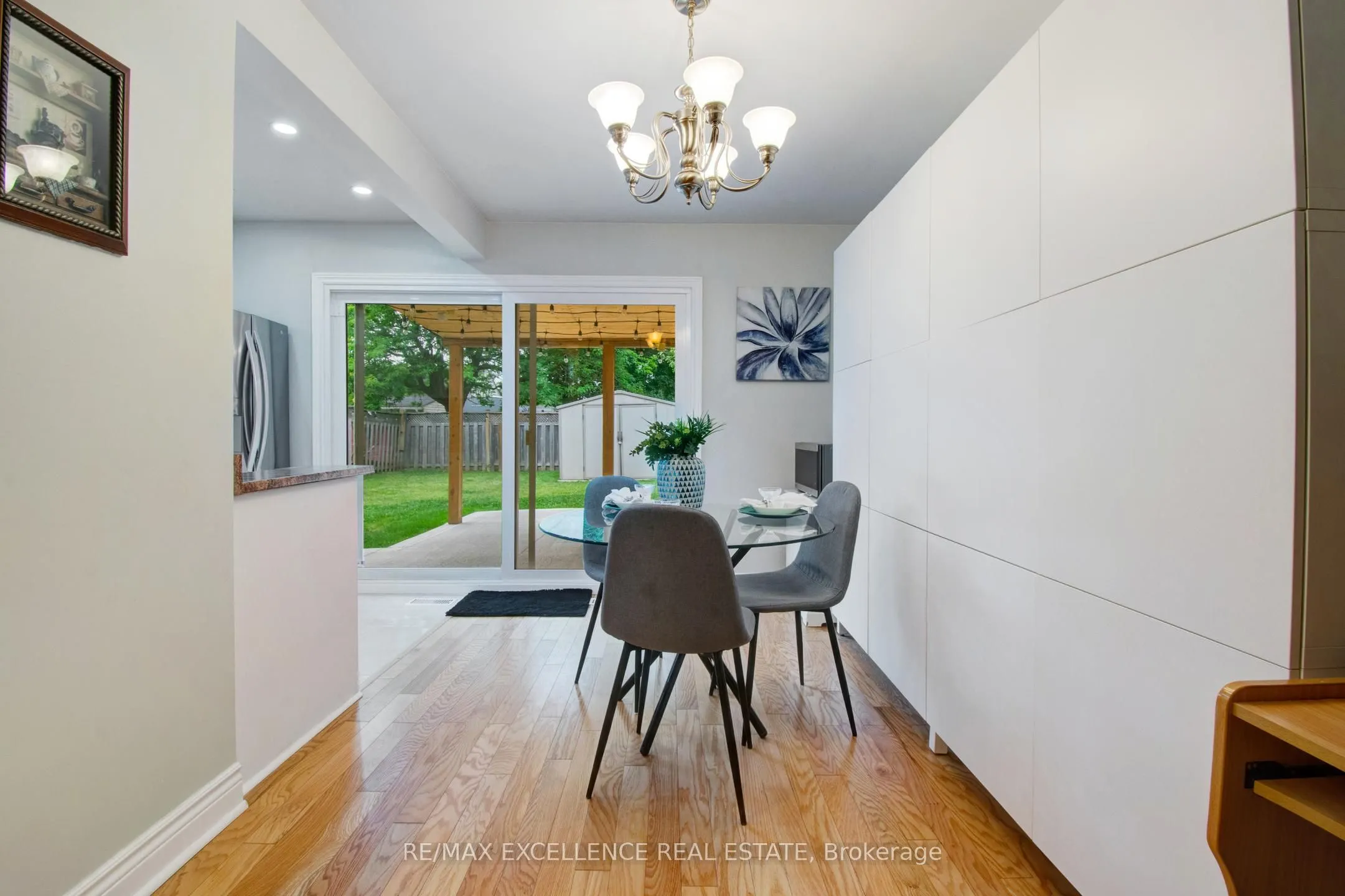 3047 Merritt Avenue
