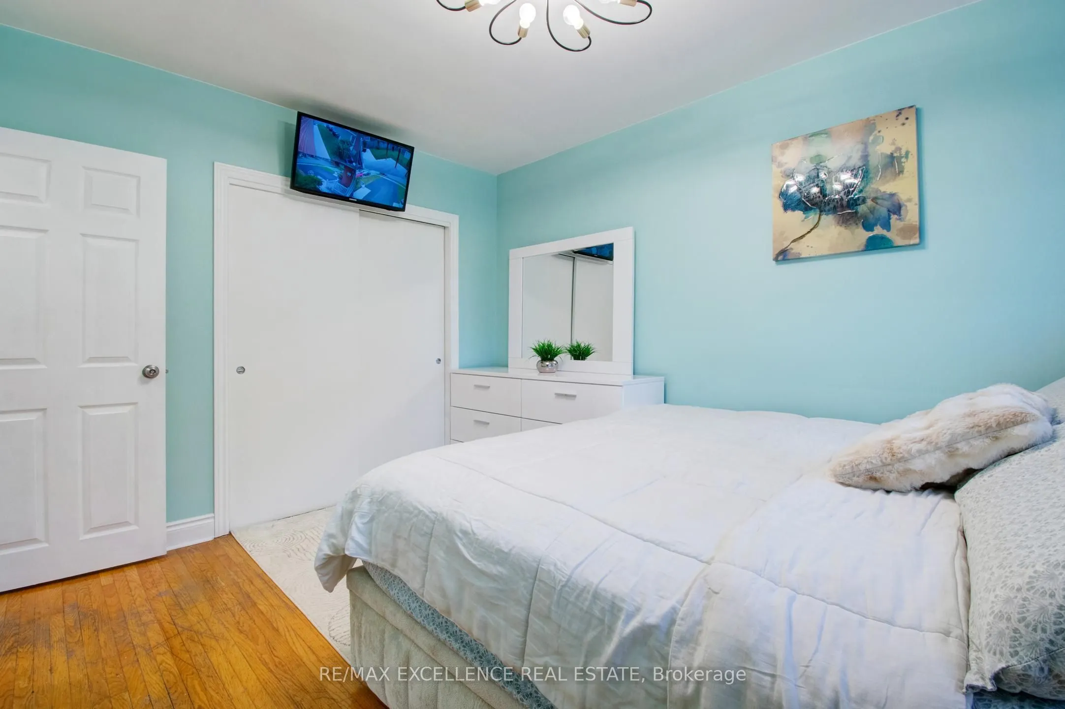 3047 Merritt Avenue