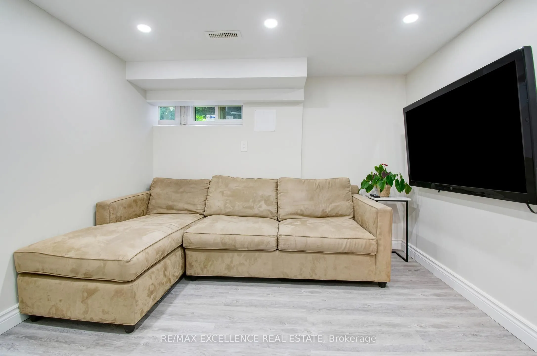 3047 Merritt Avenue