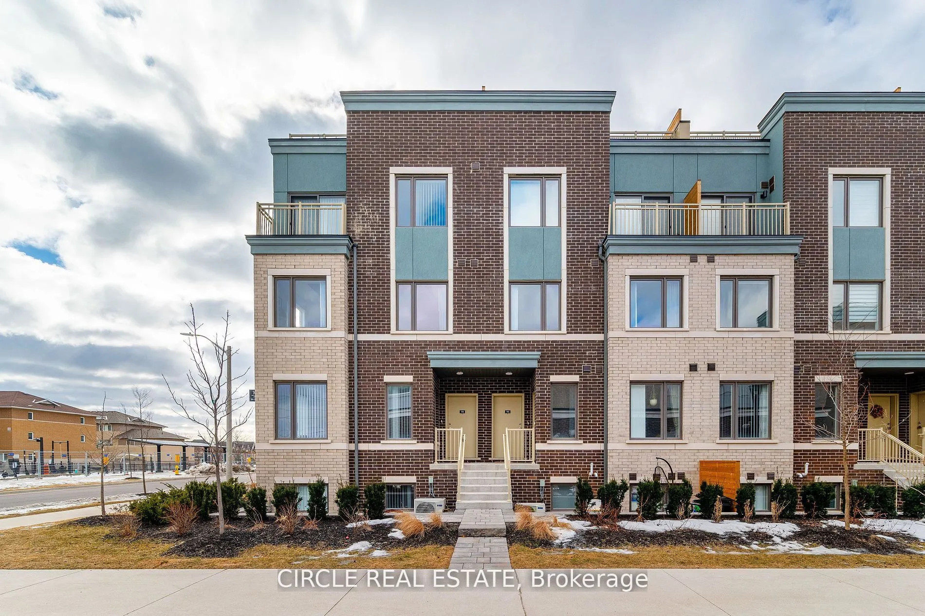 10 Lloyd Janes Lane, #194