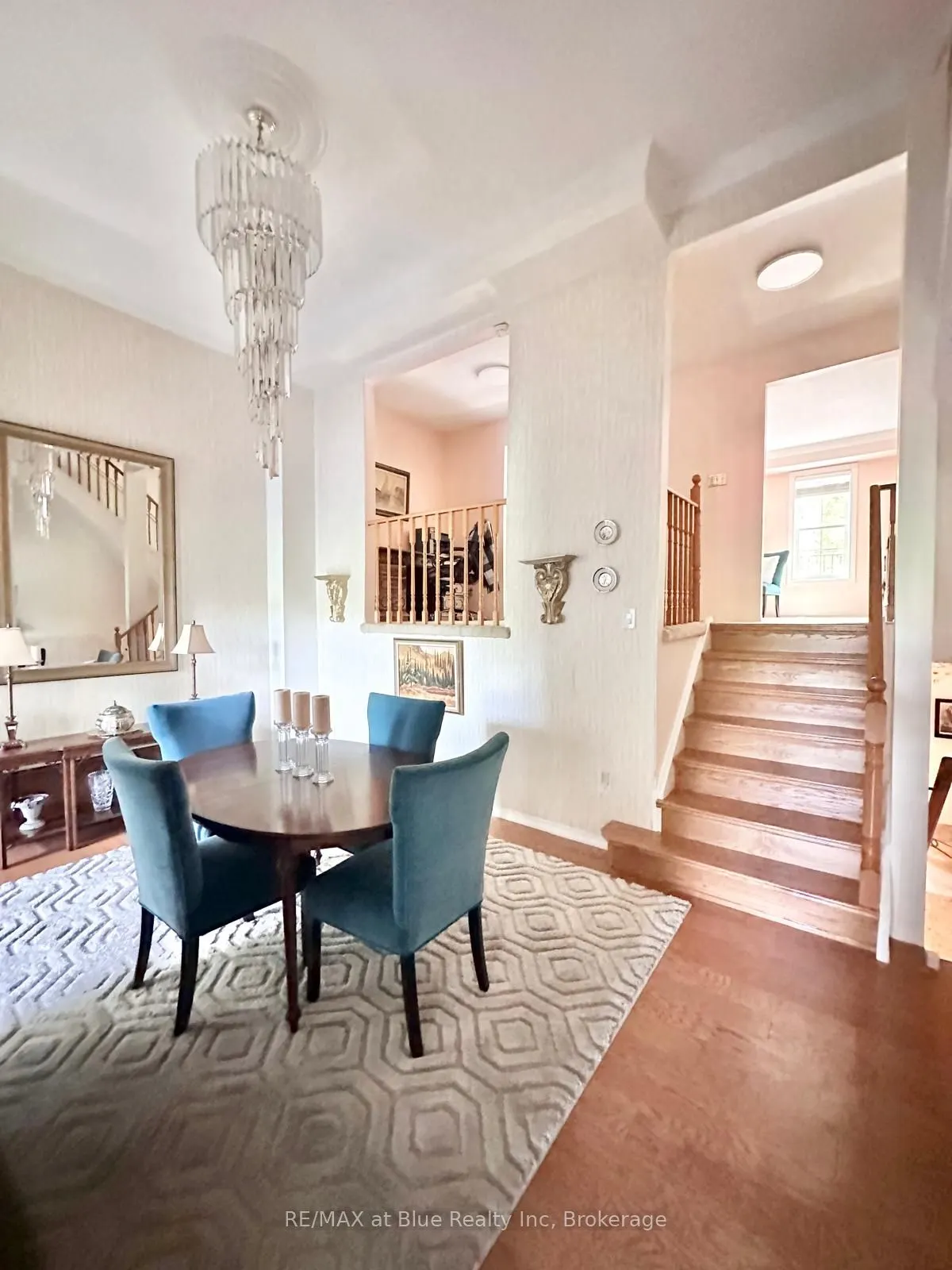 8 Stornwood Court, #8