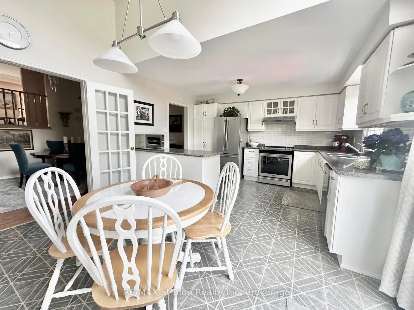 8 Stornwood Court, #8