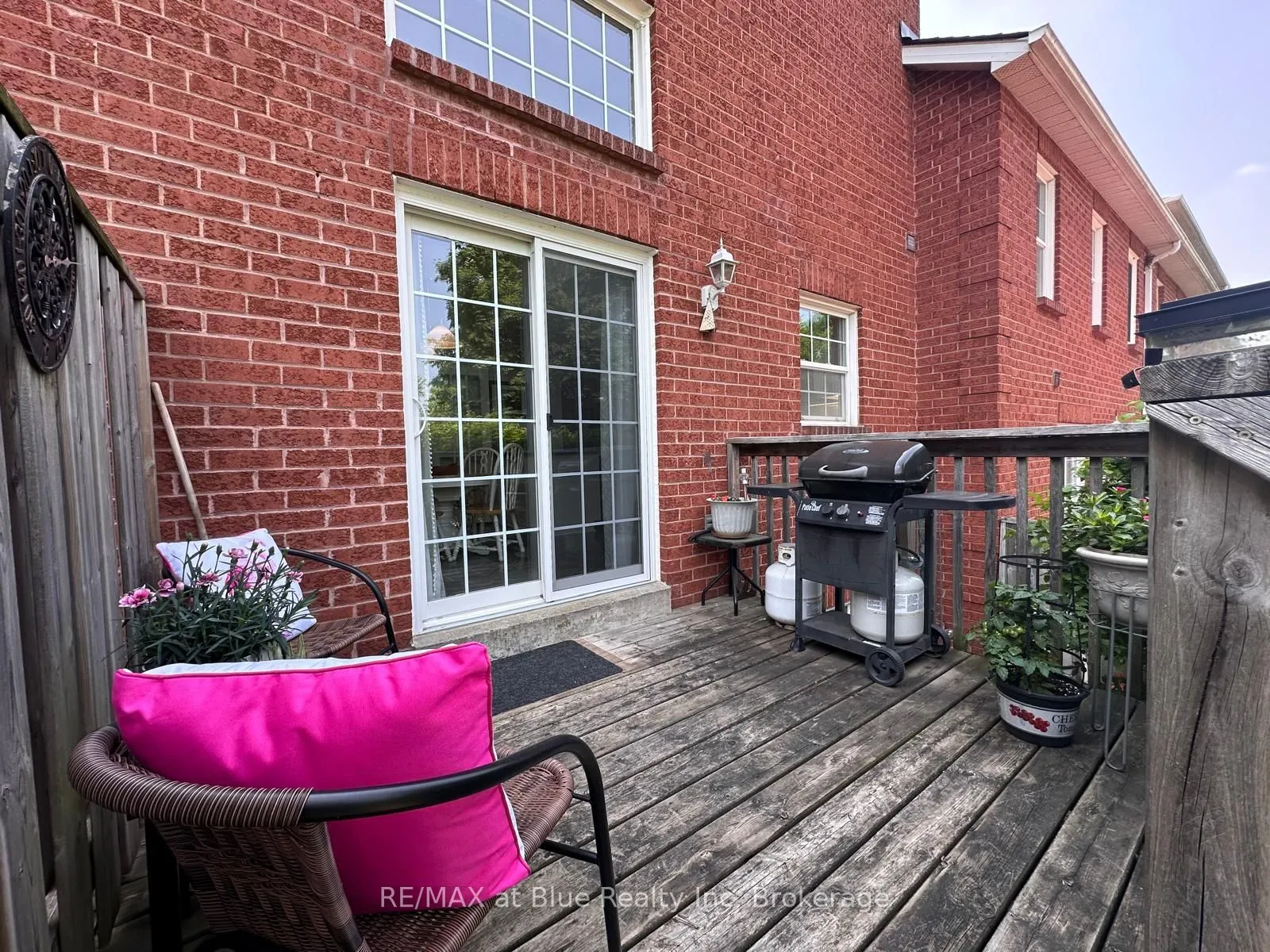 8 Stornwood Court, #8