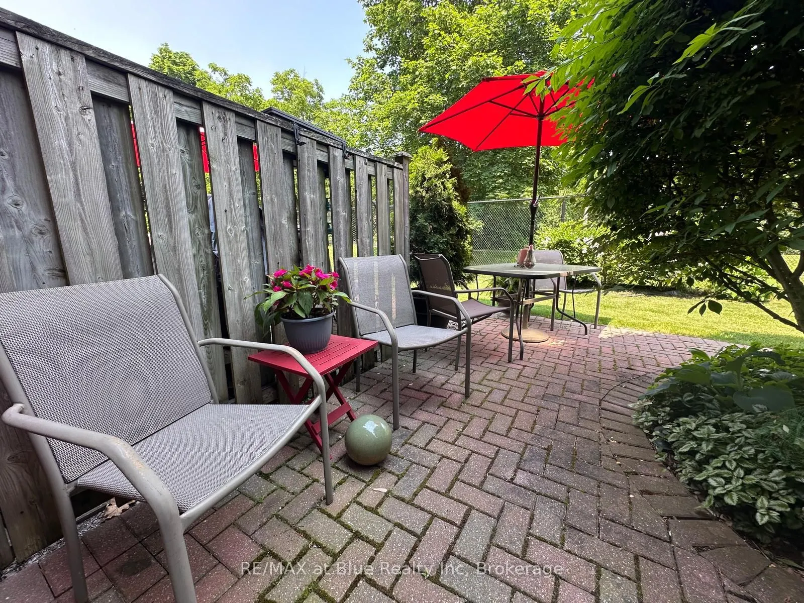 8 Stornwood Court, #8