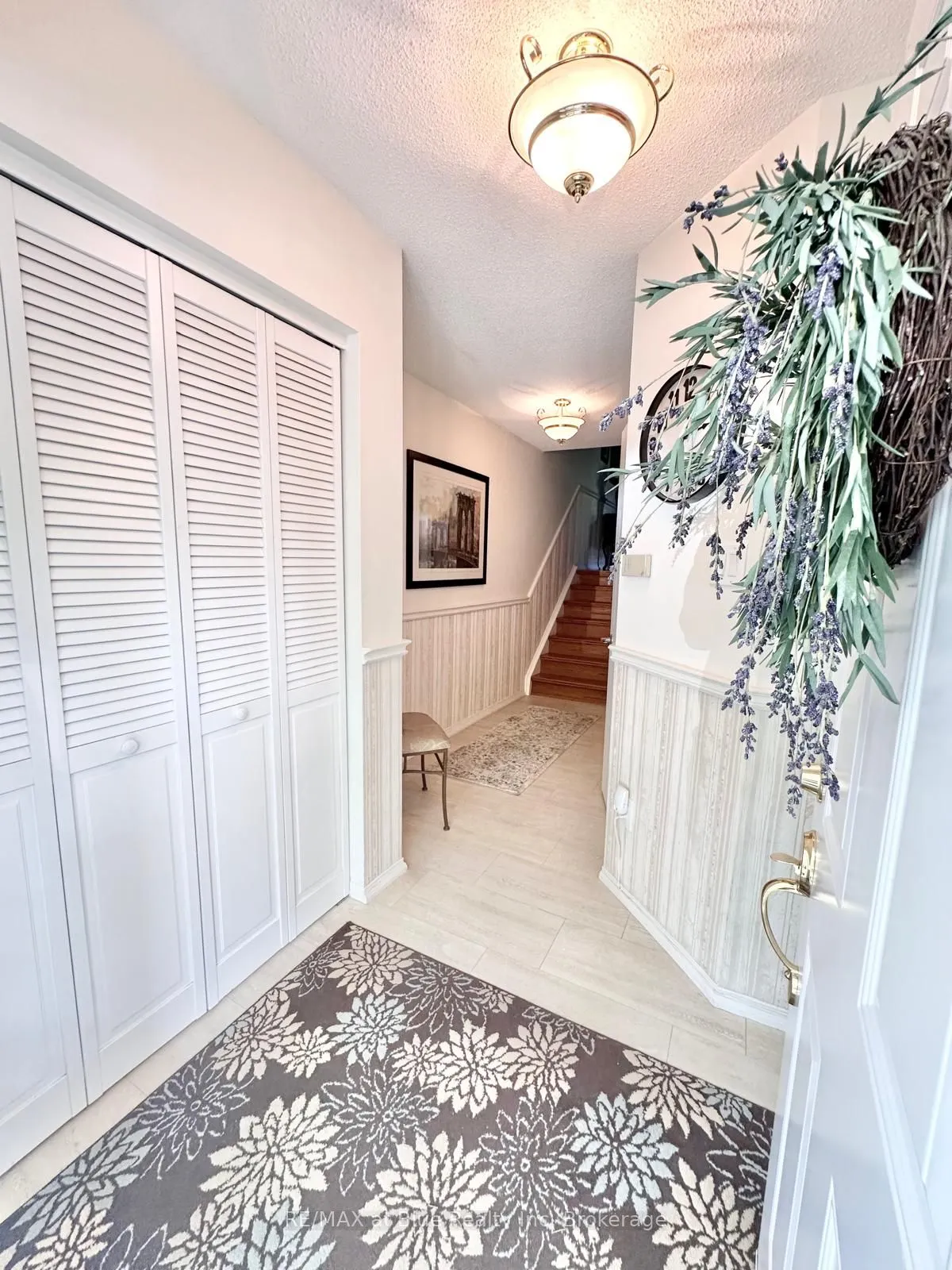 8 Stornwood Court, #8