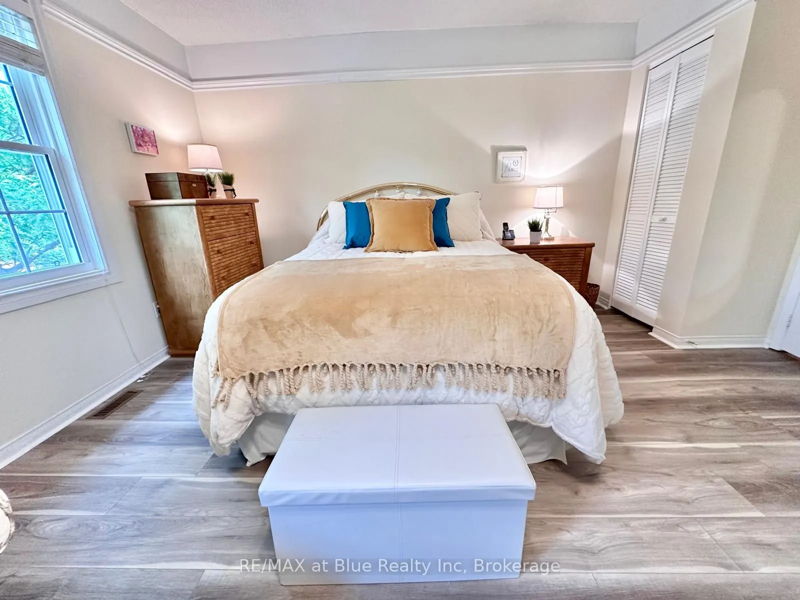 8 Stornwood Court, #8