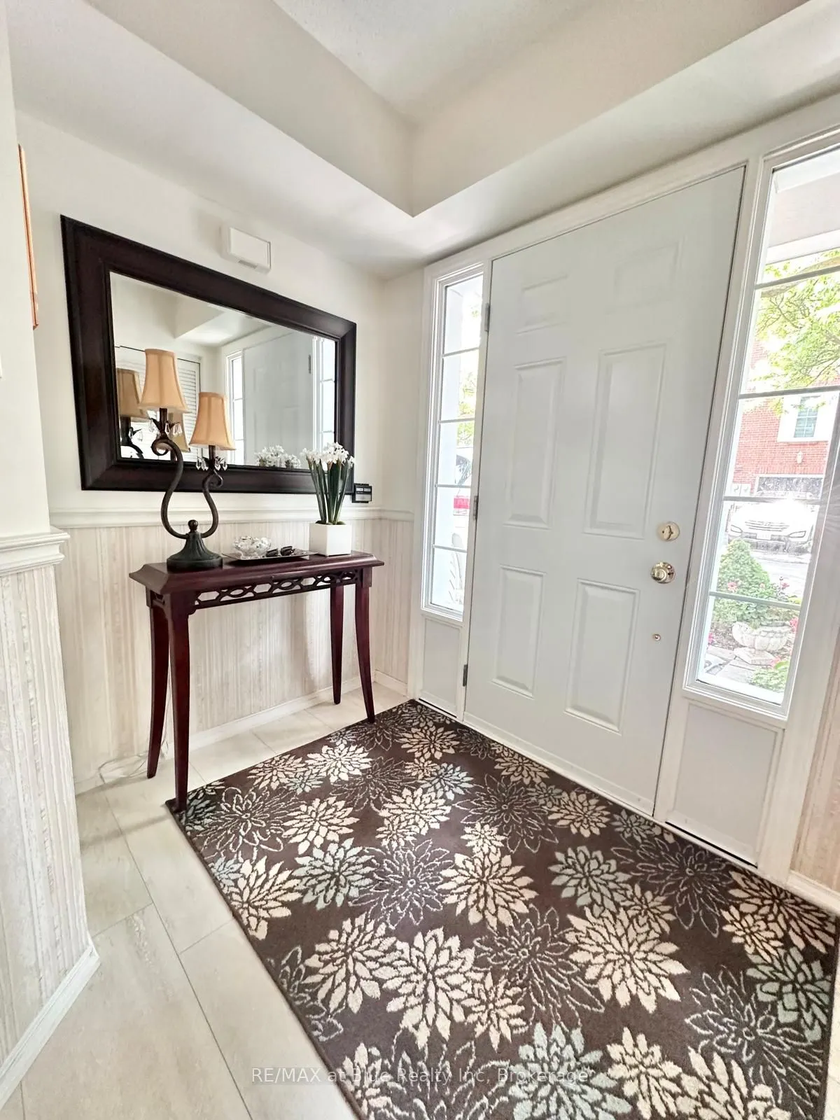 8 Stornwood Court, #8