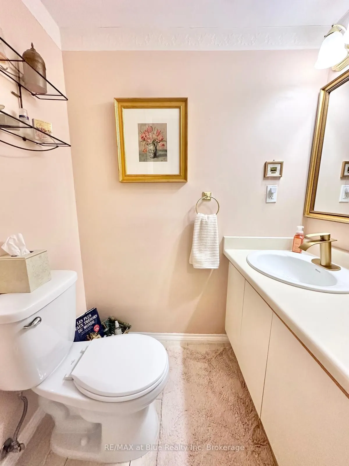 8 Stornwood Court, #8