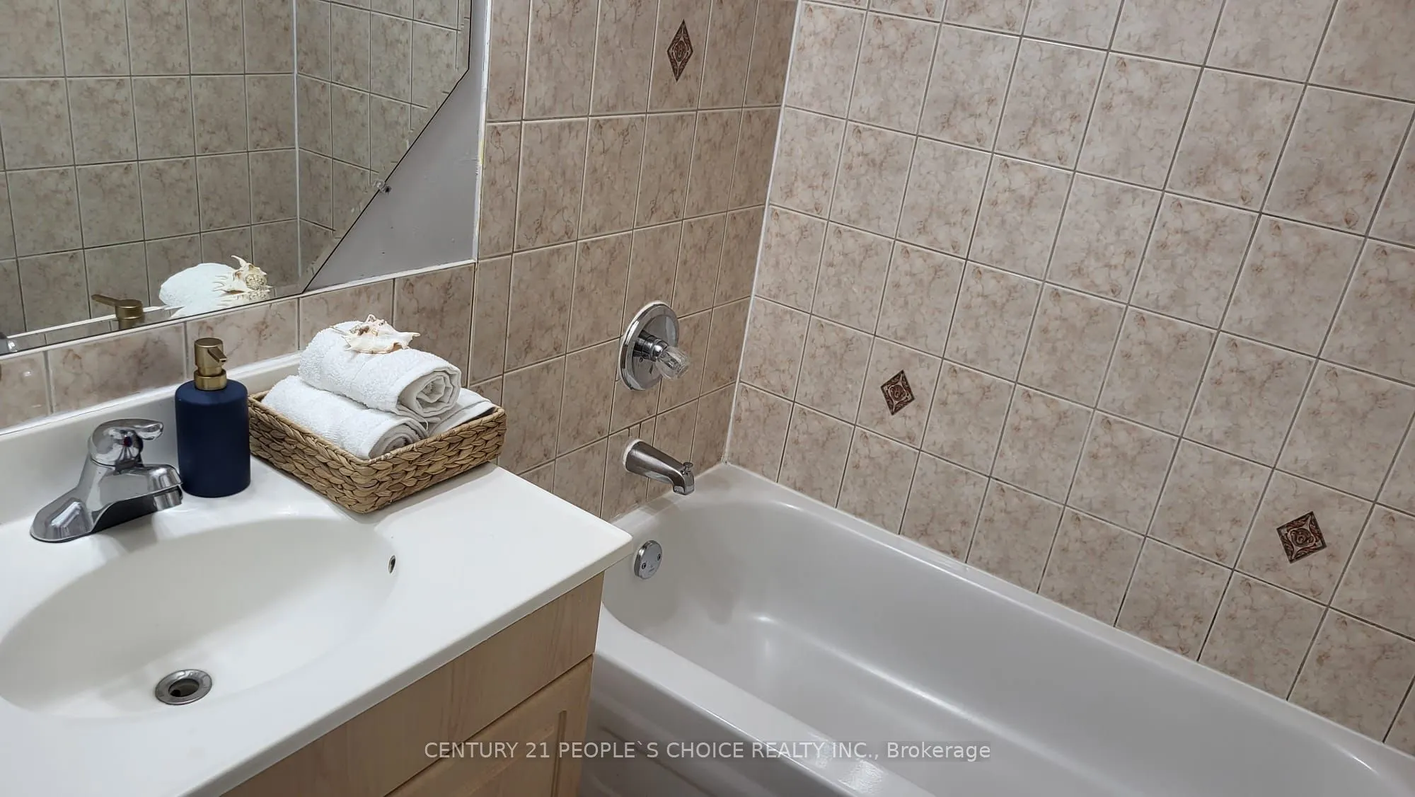 7598 Black Walnut Trail