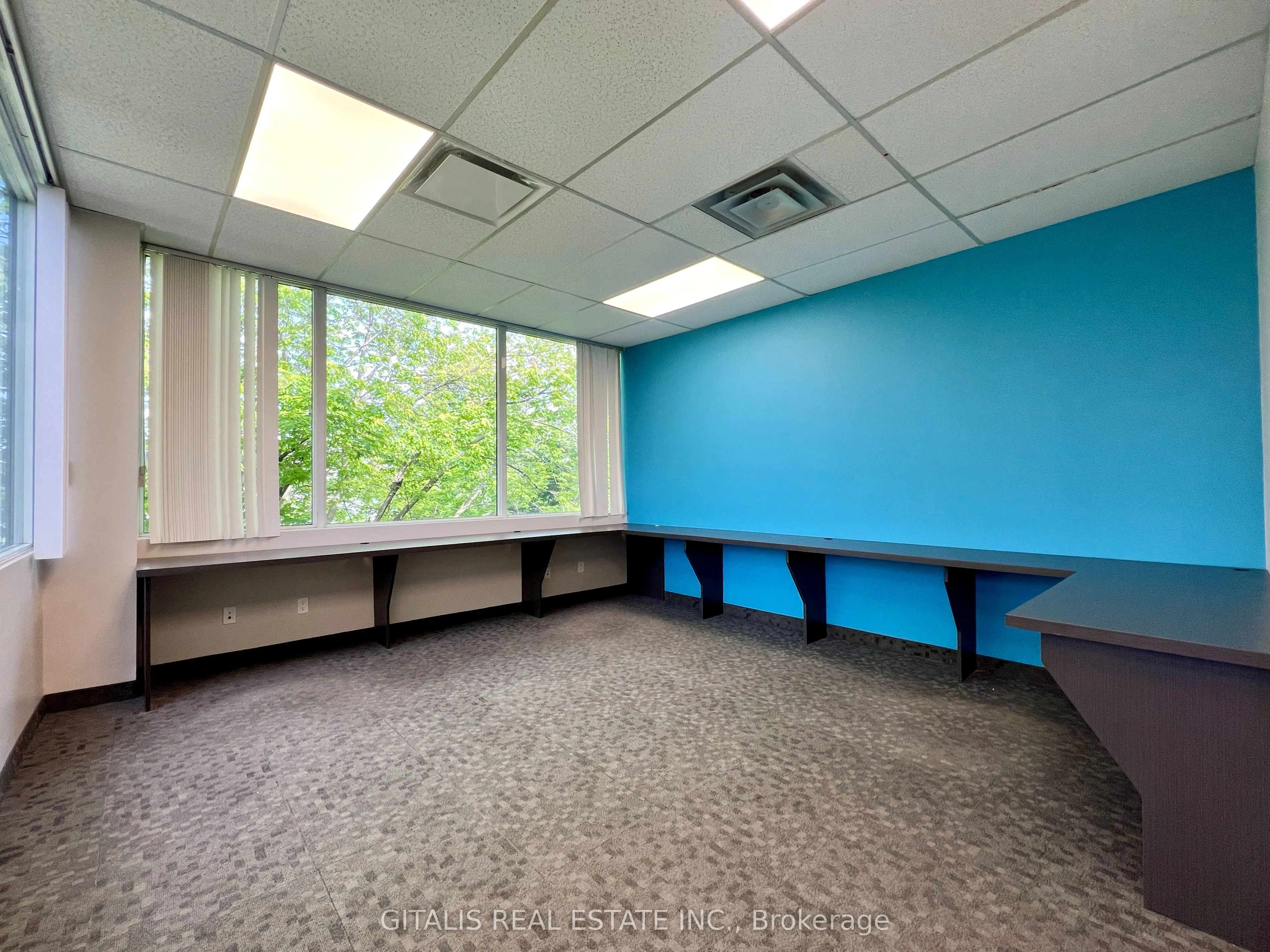 1599 Hurontario Street, #304