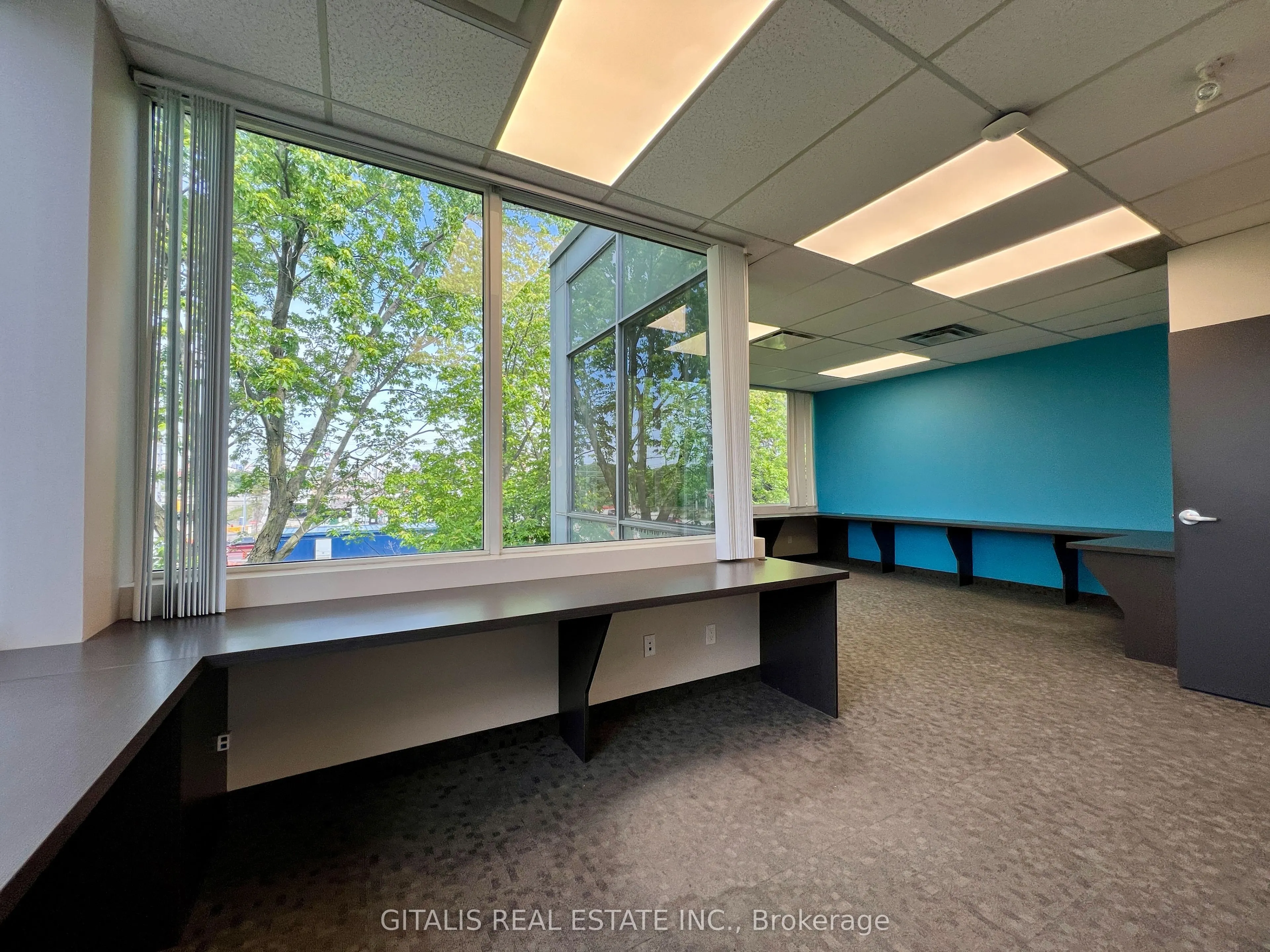 1599 Hurontario Street, #304