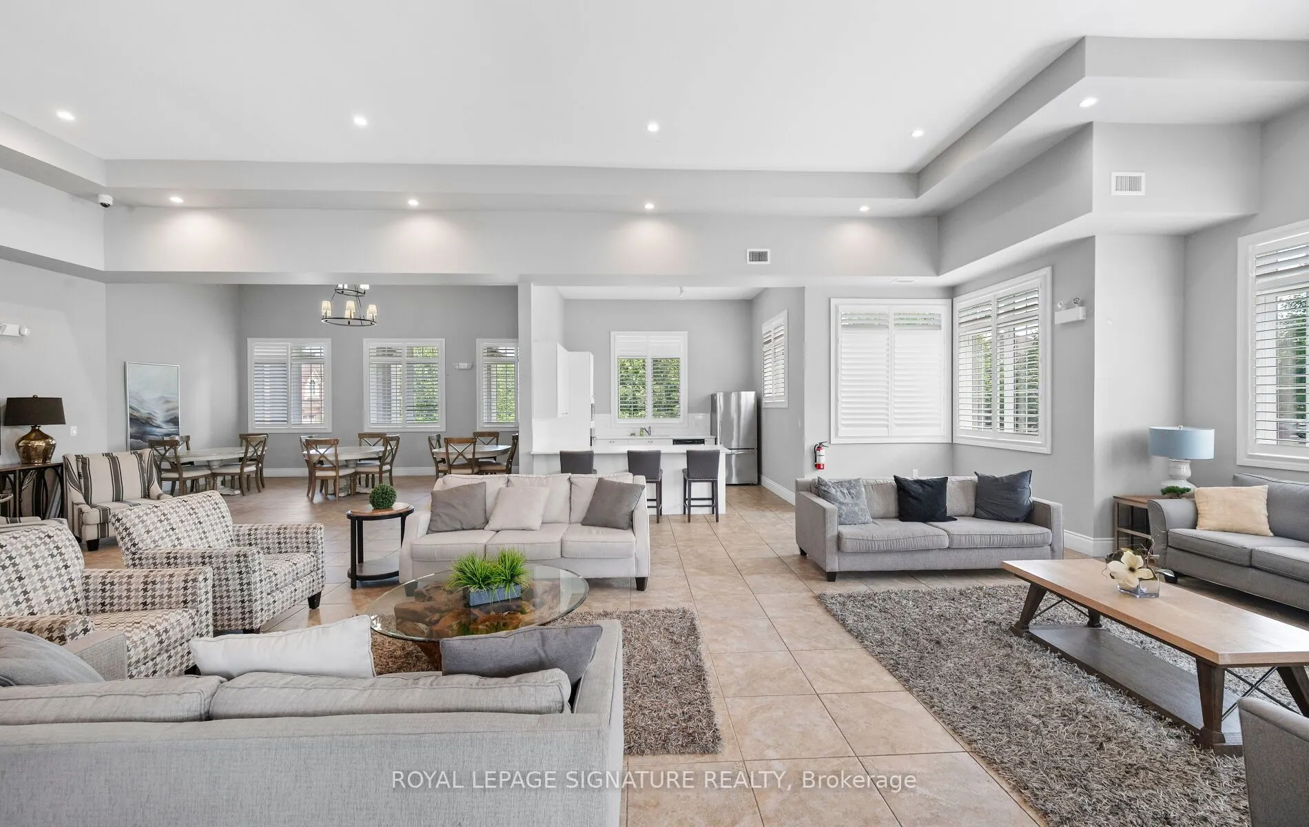 1470 Main Street E, #204
