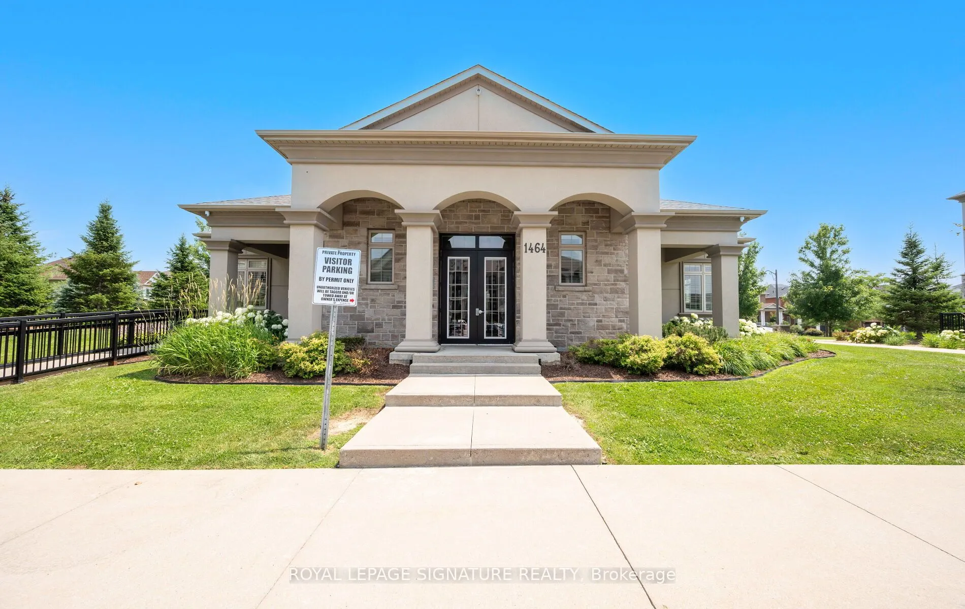 1470 Main Street E, #204