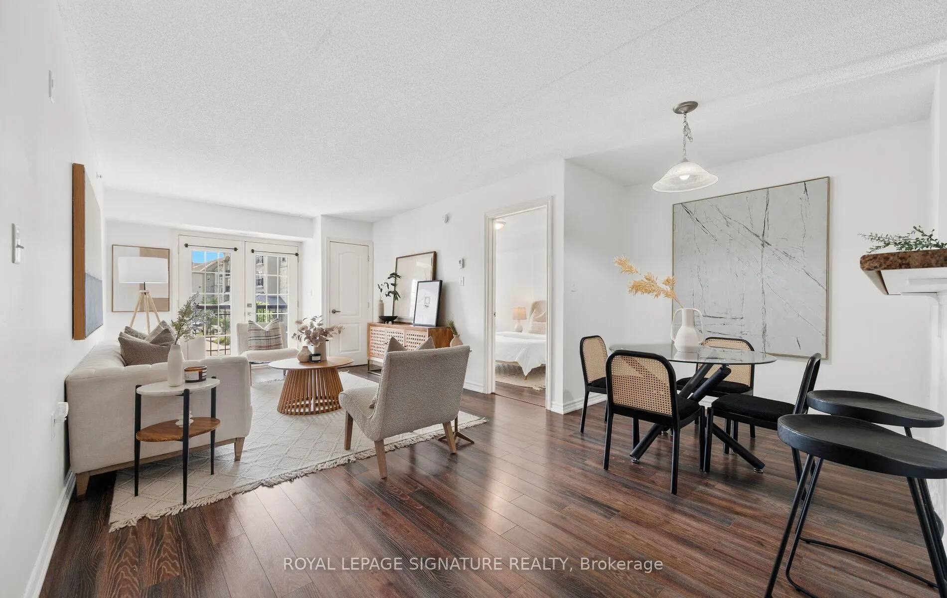 1470 Main Street E, #204