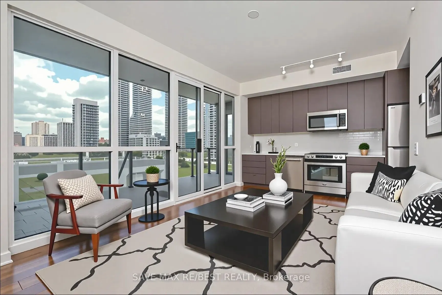 10 Park Lawn Road, #807