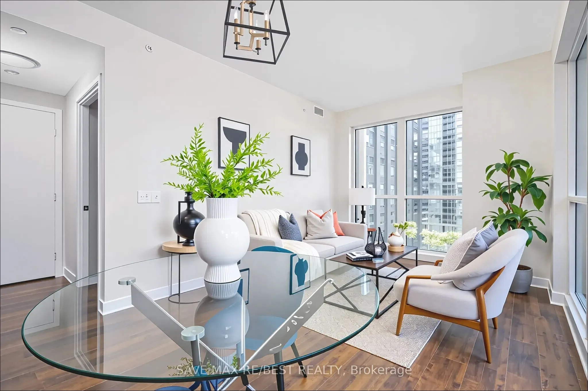 10 Park Lawn Road, #807
