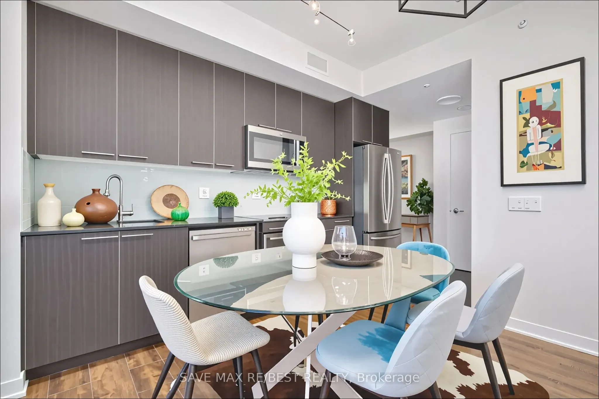 10 Park Lawn Road, #807