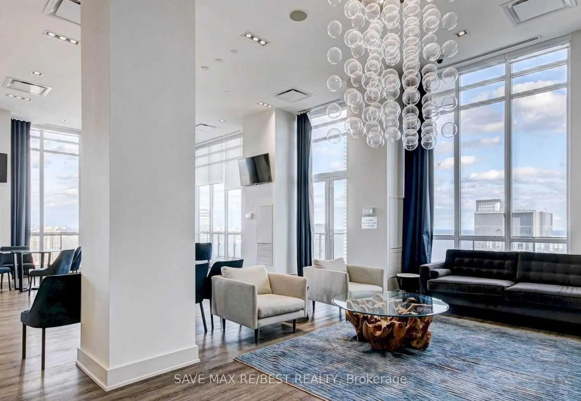 10 Park Lawn Road, #807