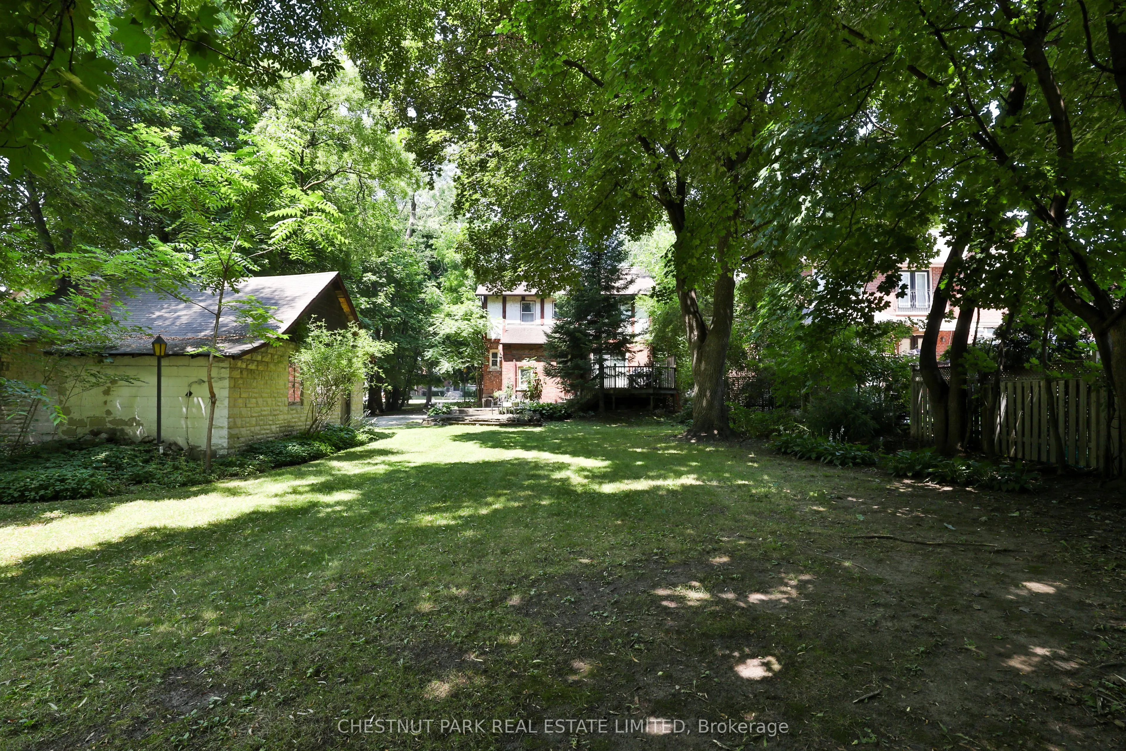 61 Burnhamthorpe Crescent