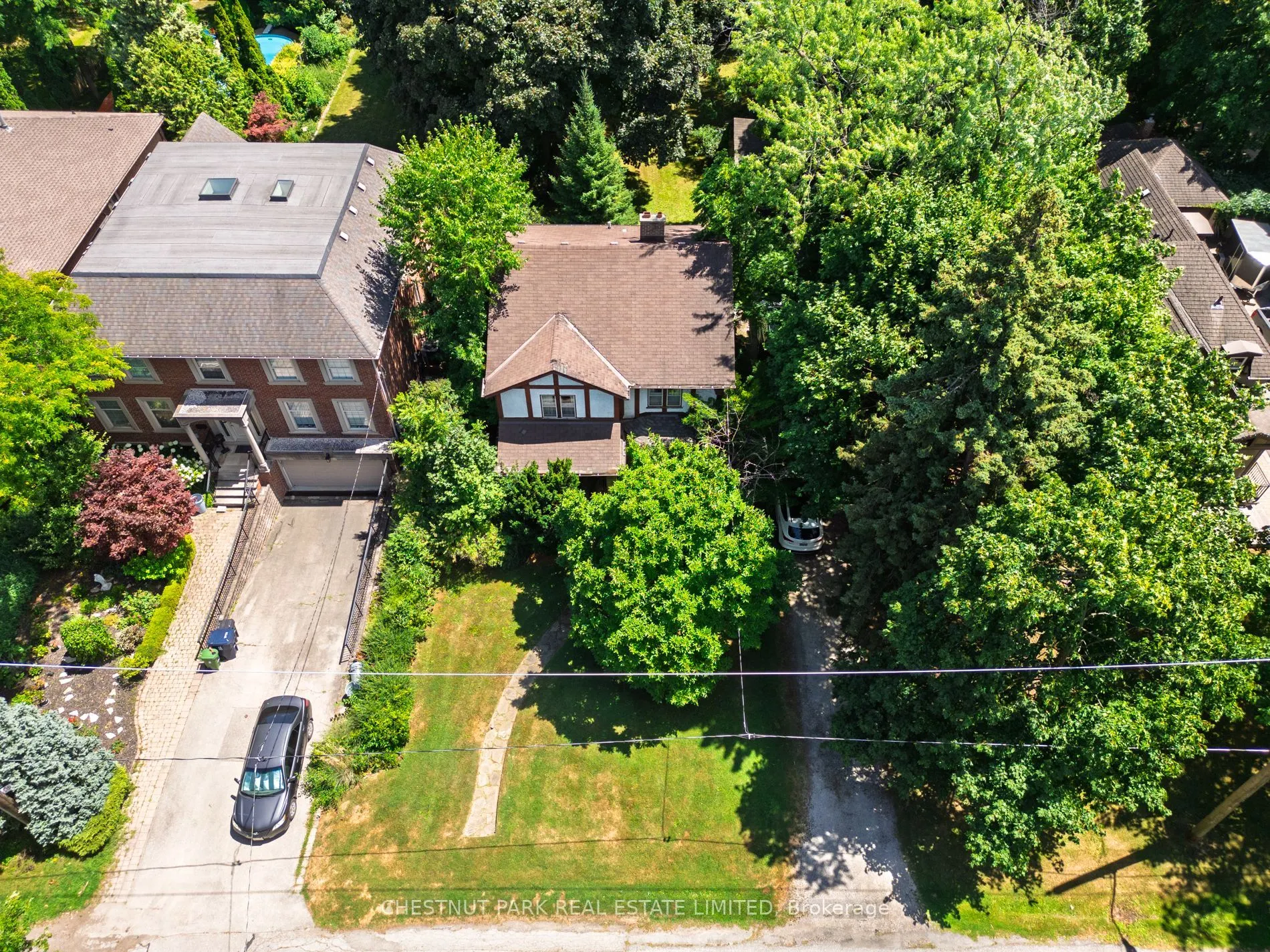 61 Burnhamthorpe Crescent