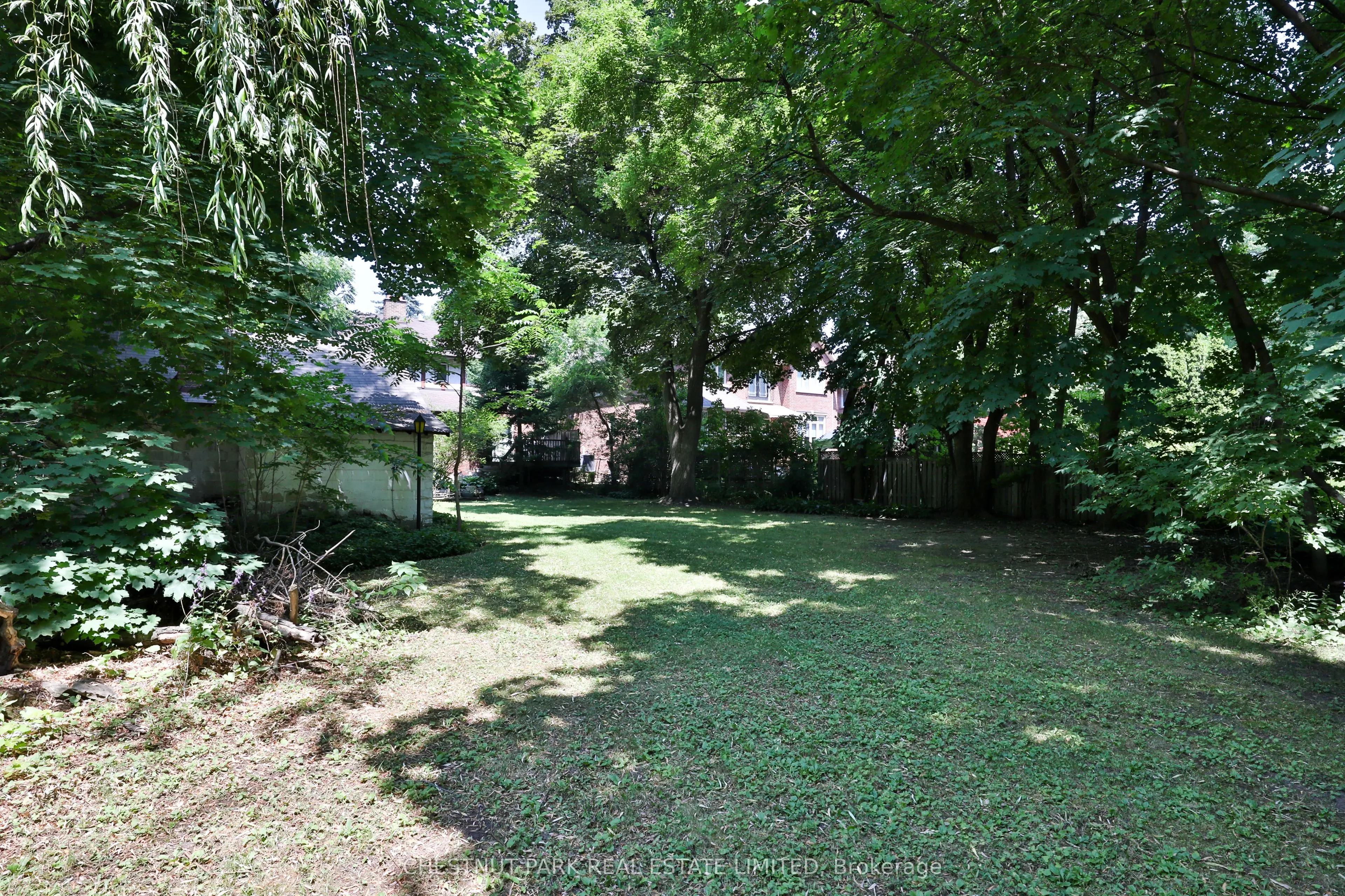 61 Burnhamthorpe Crescent