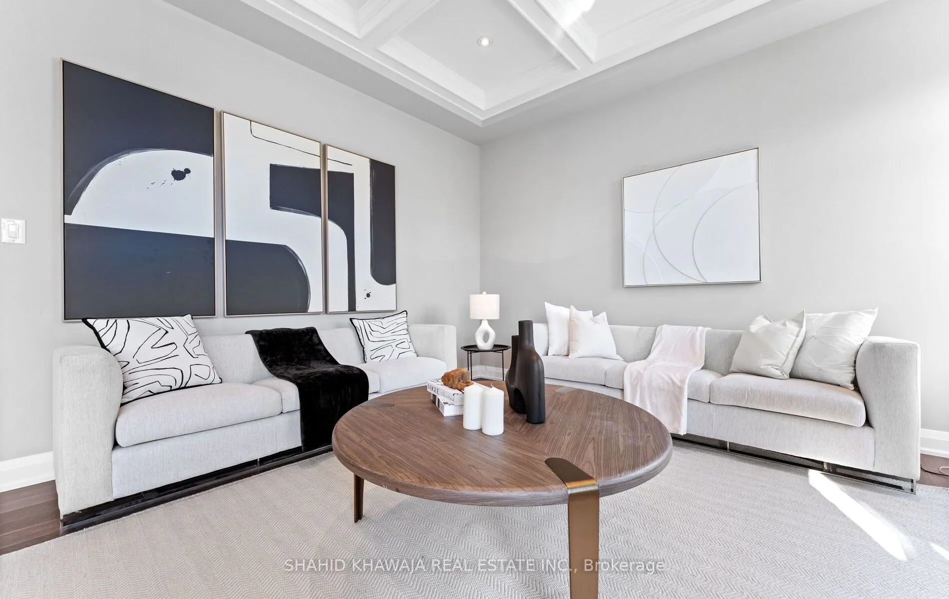 1355 Basswood Crescent