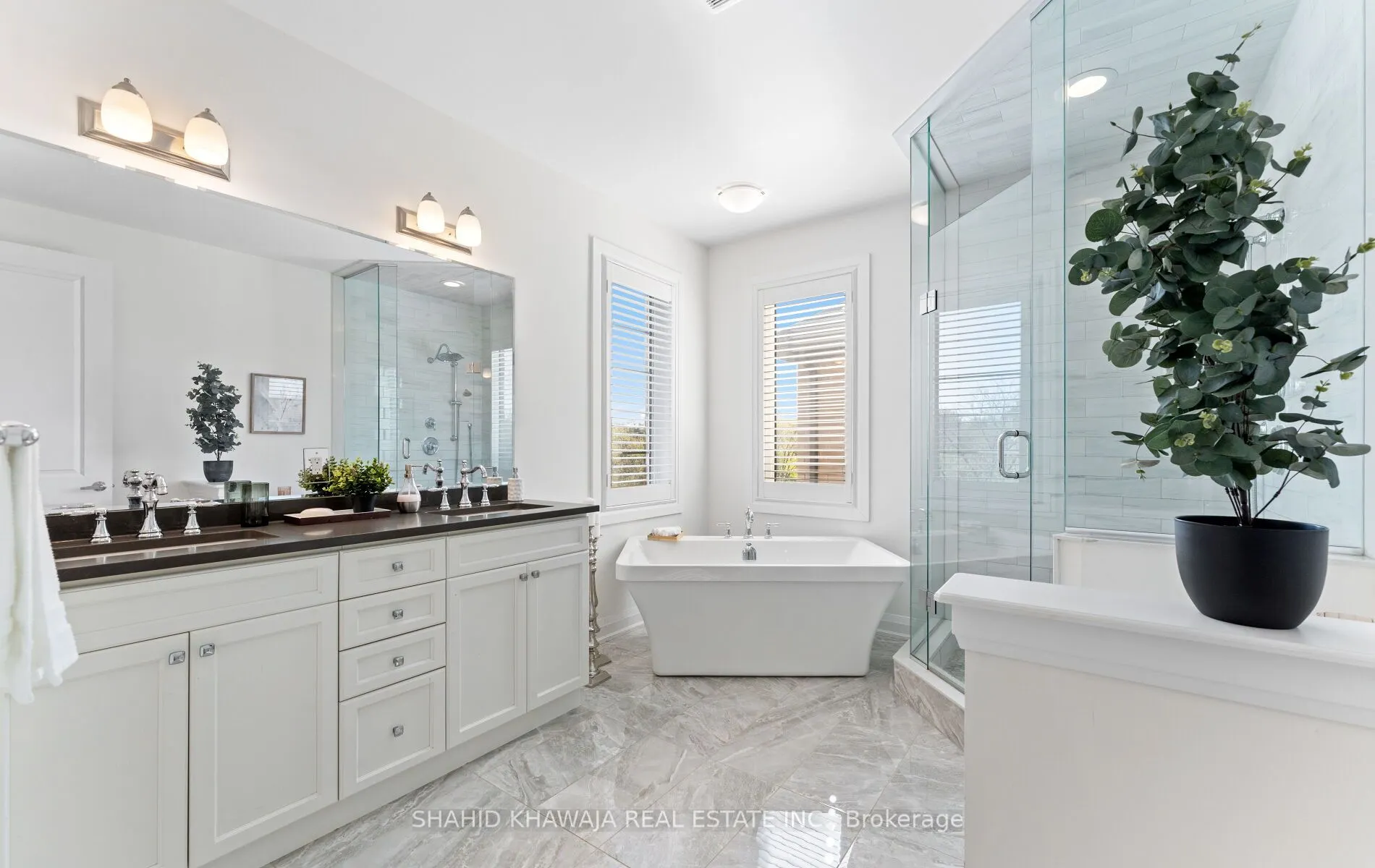 1355 Basswood Crescent