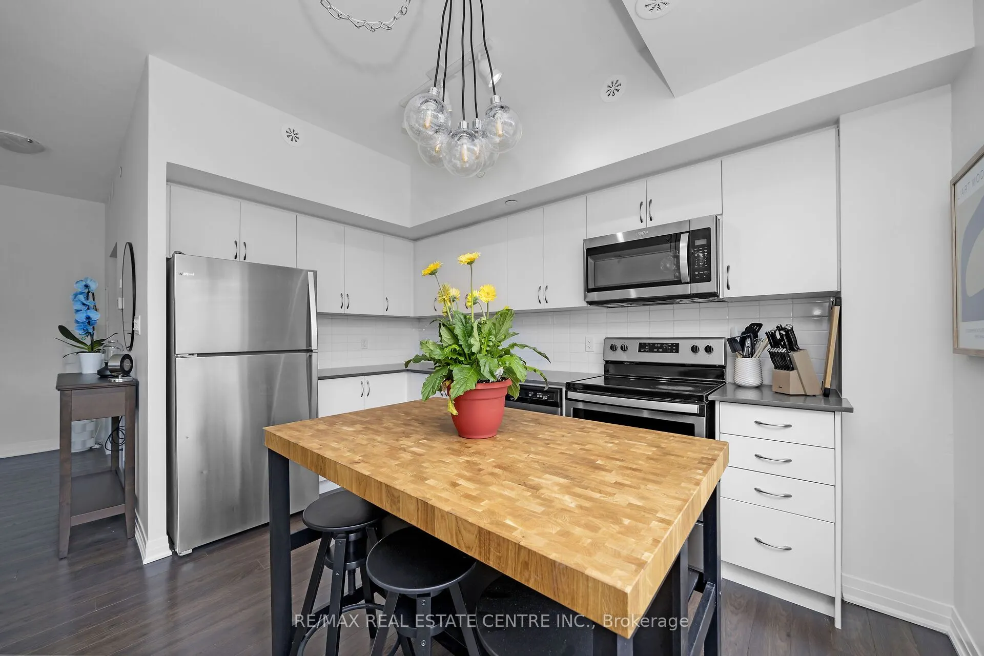 680 Atwater Avenue, #7