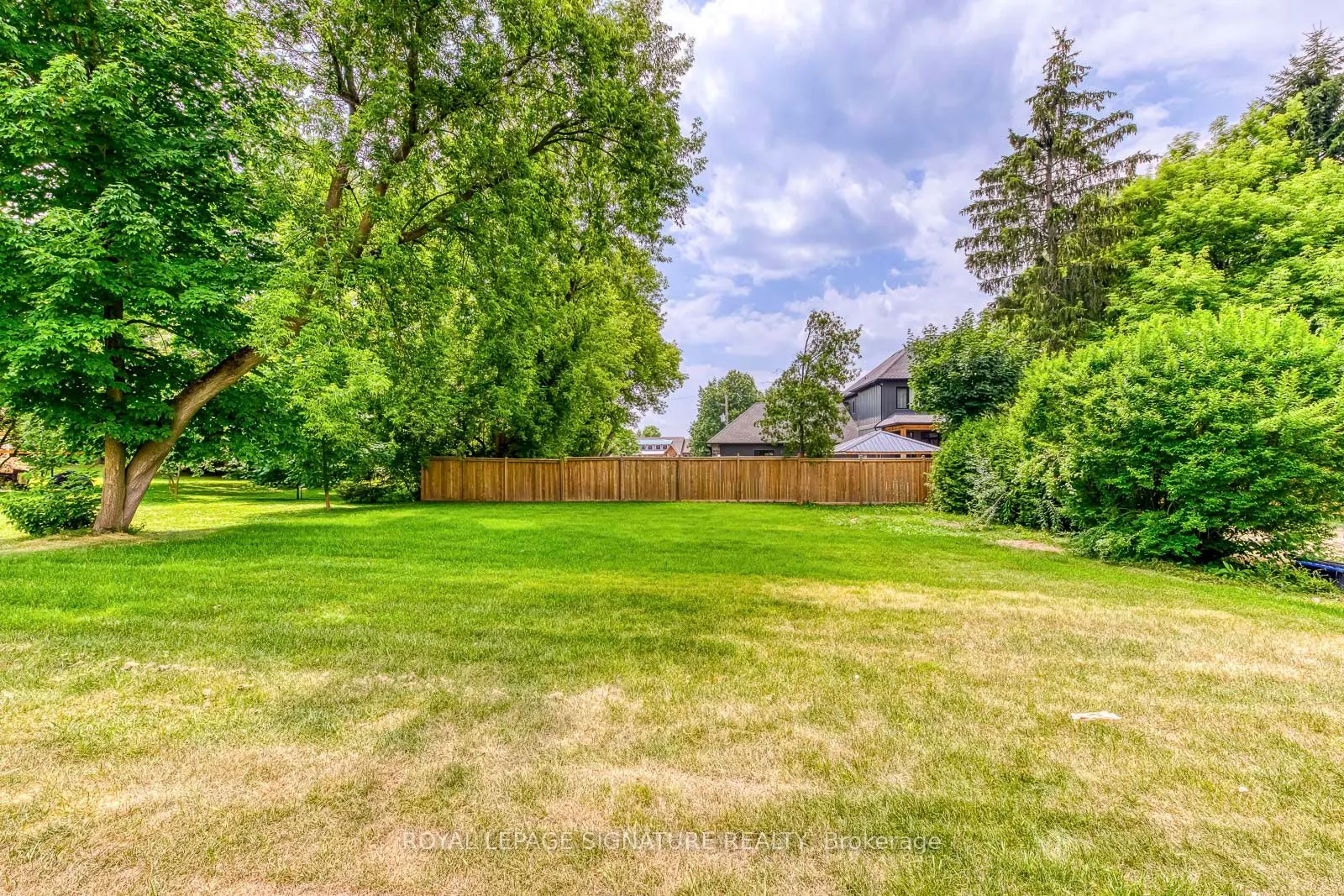 11024 Trafalgar Road