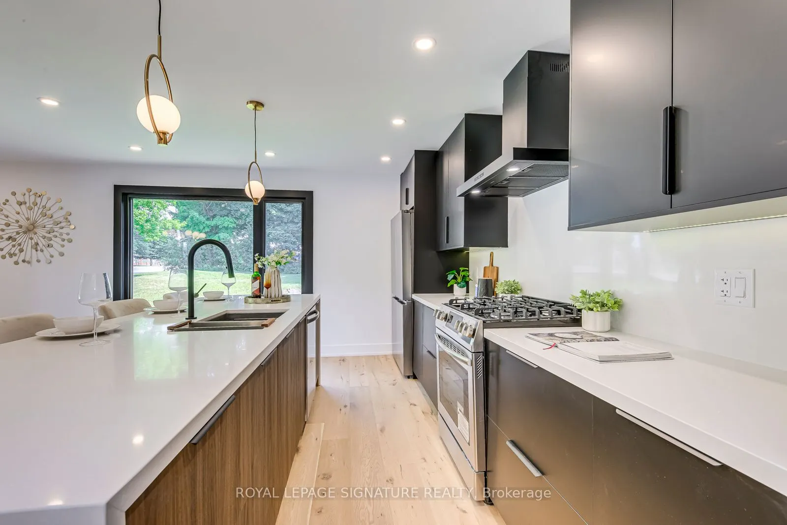 11024 Trafalgar Road