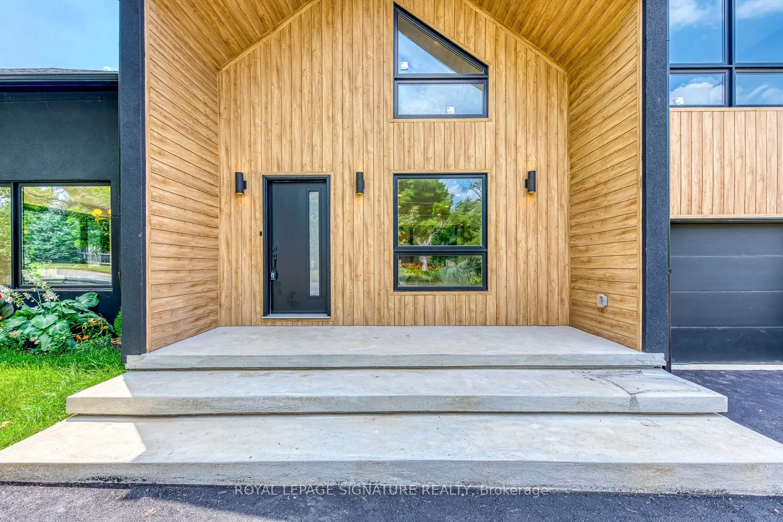 11024 Trafalgar Road